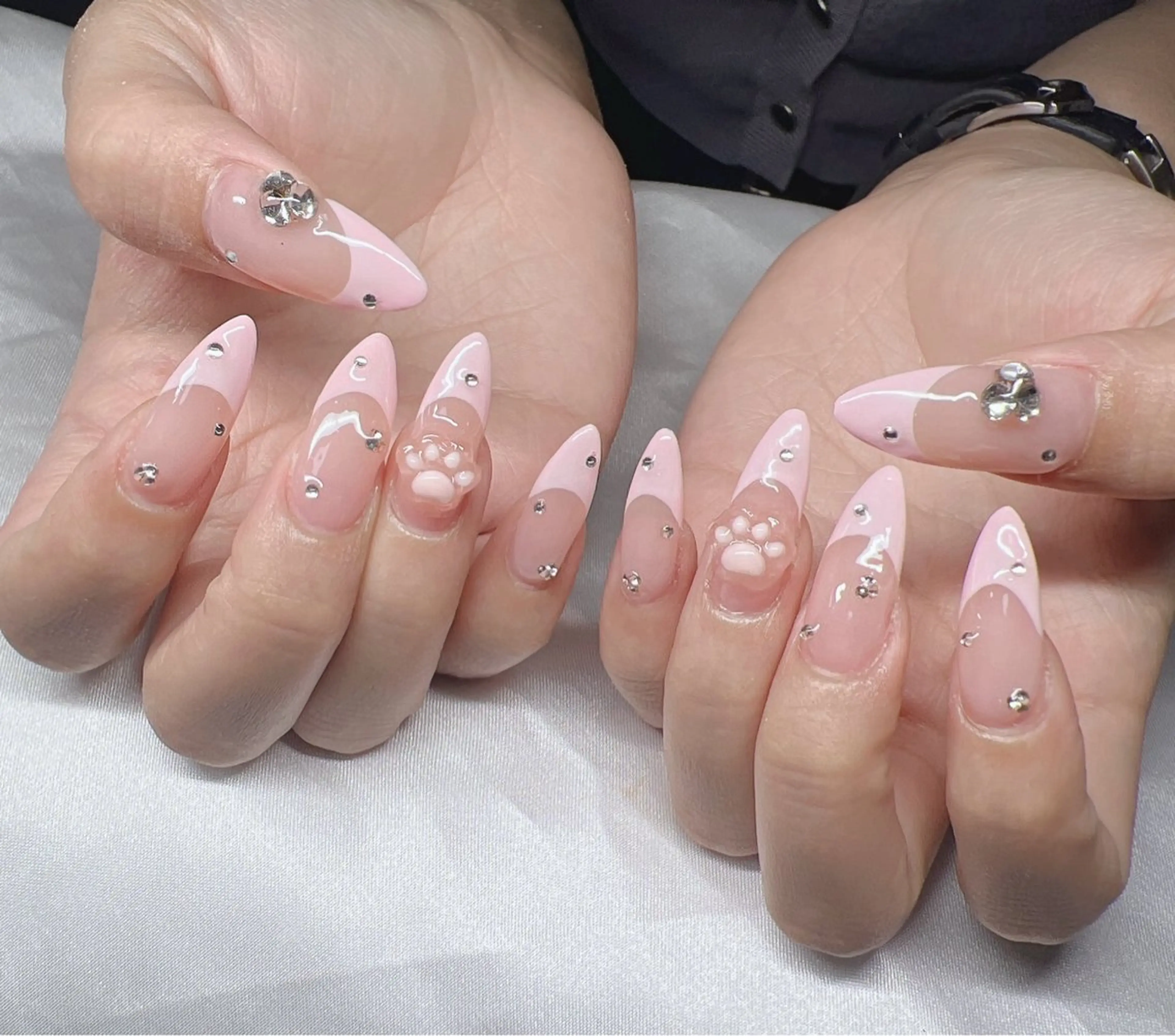 ネイル 長さ出し グラデーション 卒業式 キラキラネイル マグネットネイル ハンドネイル Lee Nailsのネイルデザイン