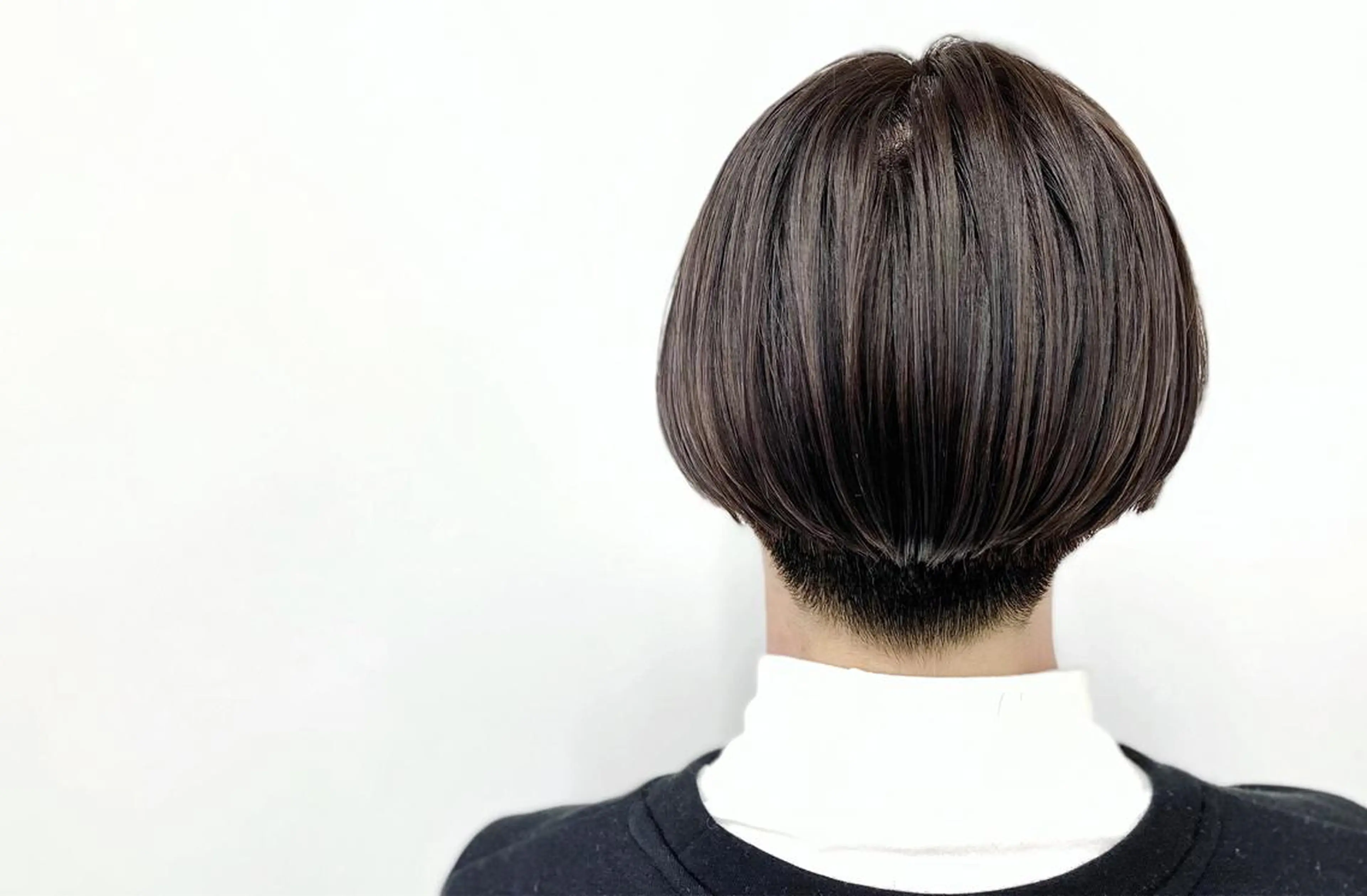 ショート カラー カット ヘアカラー トリートメント ⭐️当日OK⭐️ 岩田峻のヘアスタイル