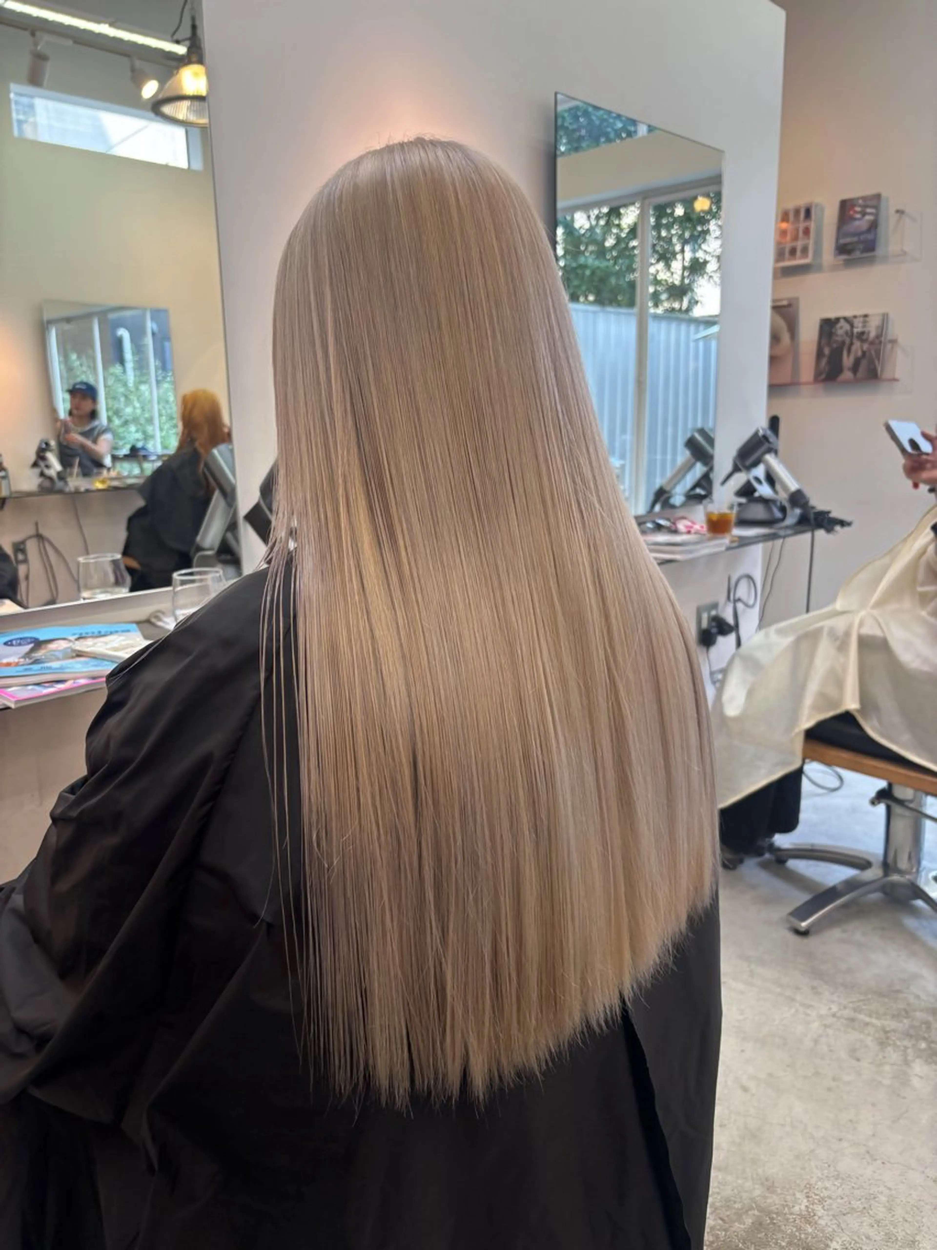 ロング カラー ヘアカラー Tsukasa/ ハイトーン/寒色のヘアスタイル