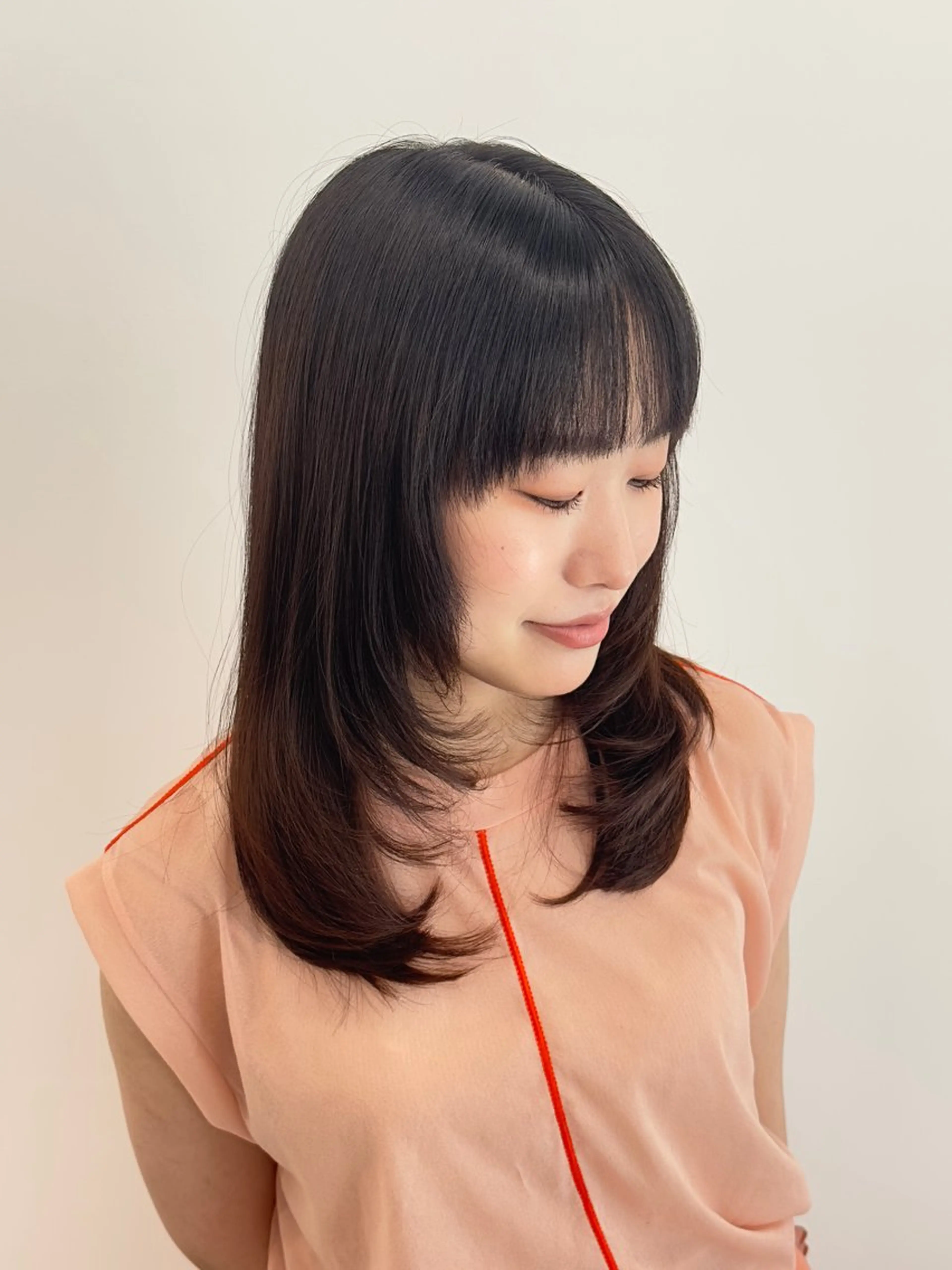 ミディアム カラー カット ヘアカラー トリートメント ブリーチなし/レイヤ ー特化🌈Tommyのヘアスタイル