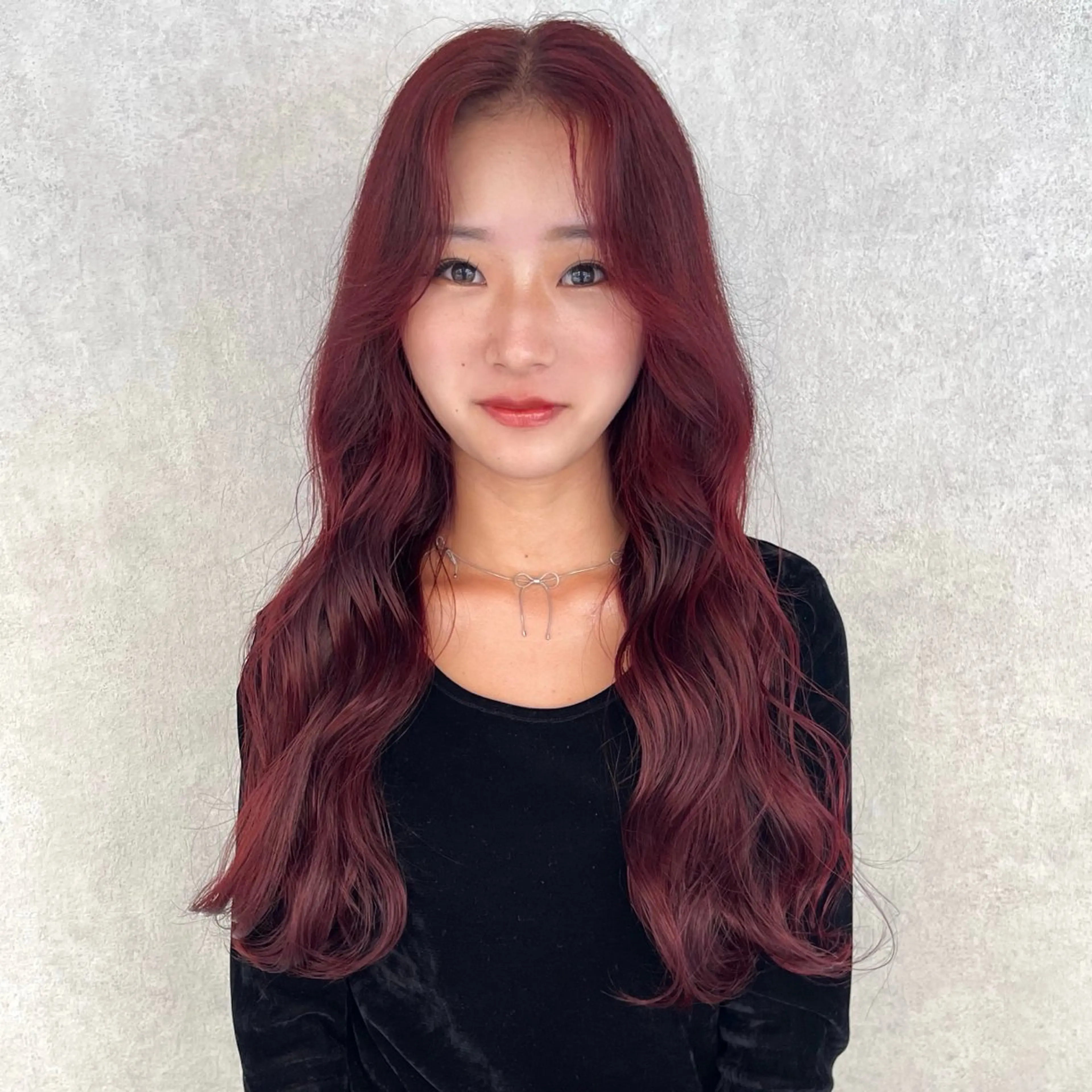 ロング カラー レッドカラー カット ヘアカラー 🎀ミルクティー/暖 色×レイヤー/マリアのヘアスタイル