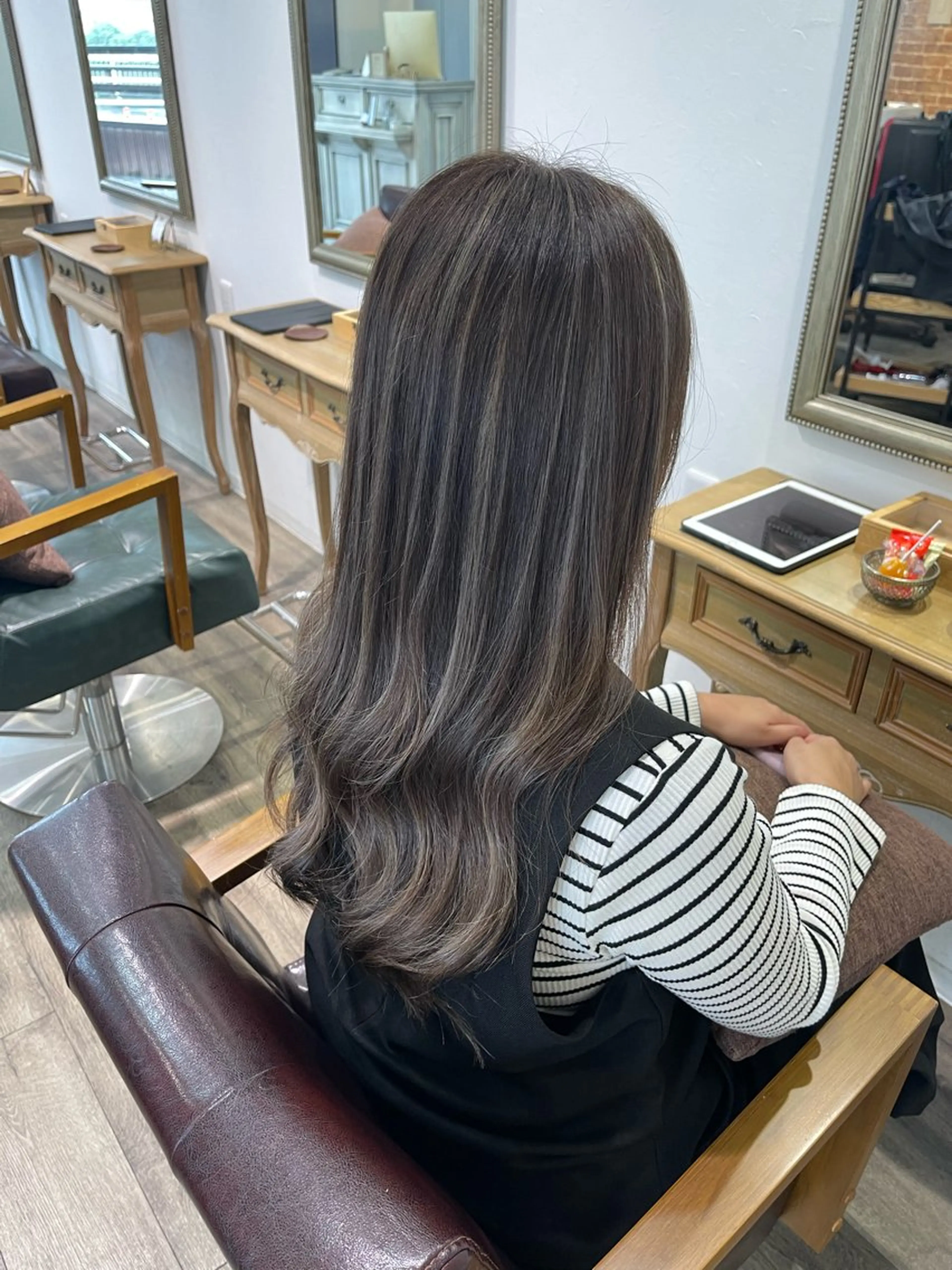 ロング カラー ヘアカラー Felice Erikaのヘアスタイル