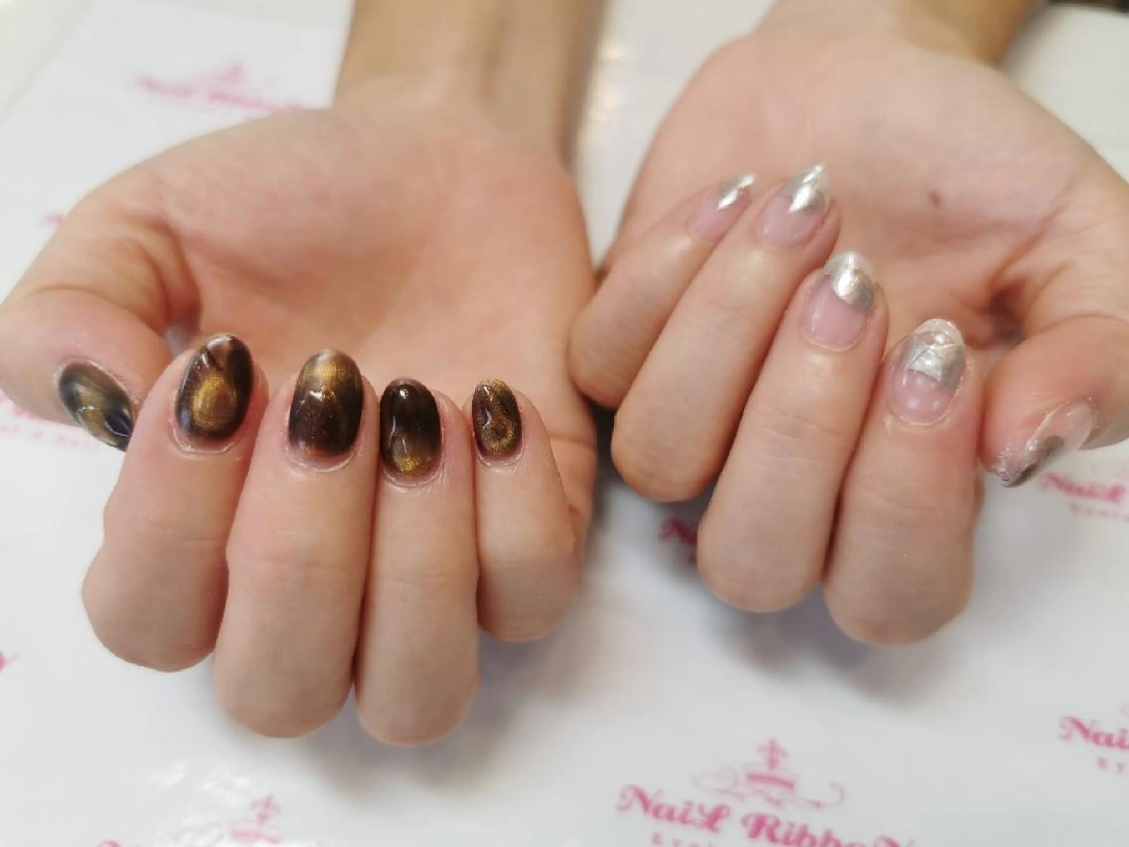 ネイル ネイルリボン 受付スタッフのネイルデザイン