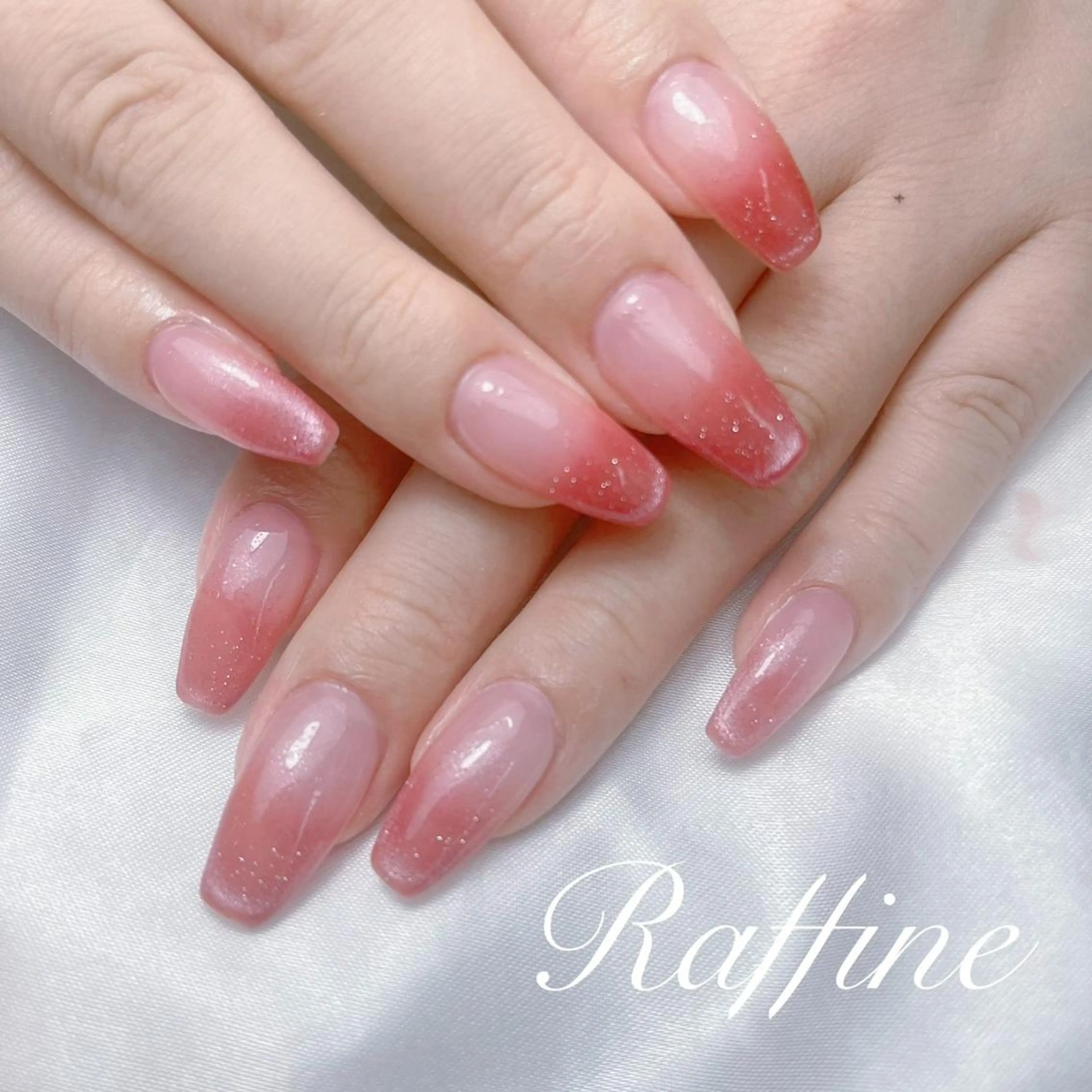 ネイル ハンドネイル RAFFINE haru🦋🩵のネイルデザイン