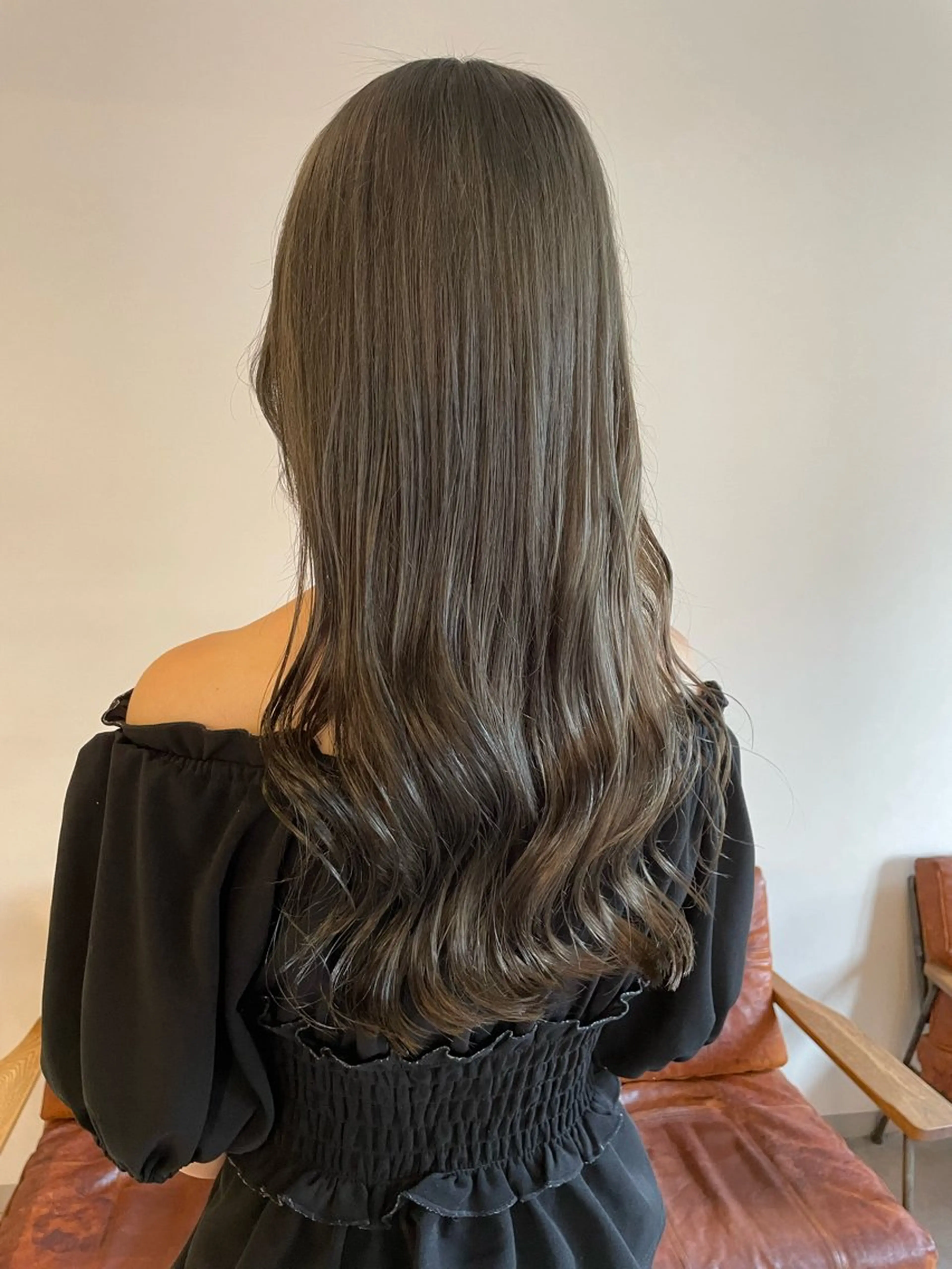 ロング カラー ブリーチ 透明感カラー オリーブカラー ココロ🎀/ ショートカット募集中のヘアスタイル
