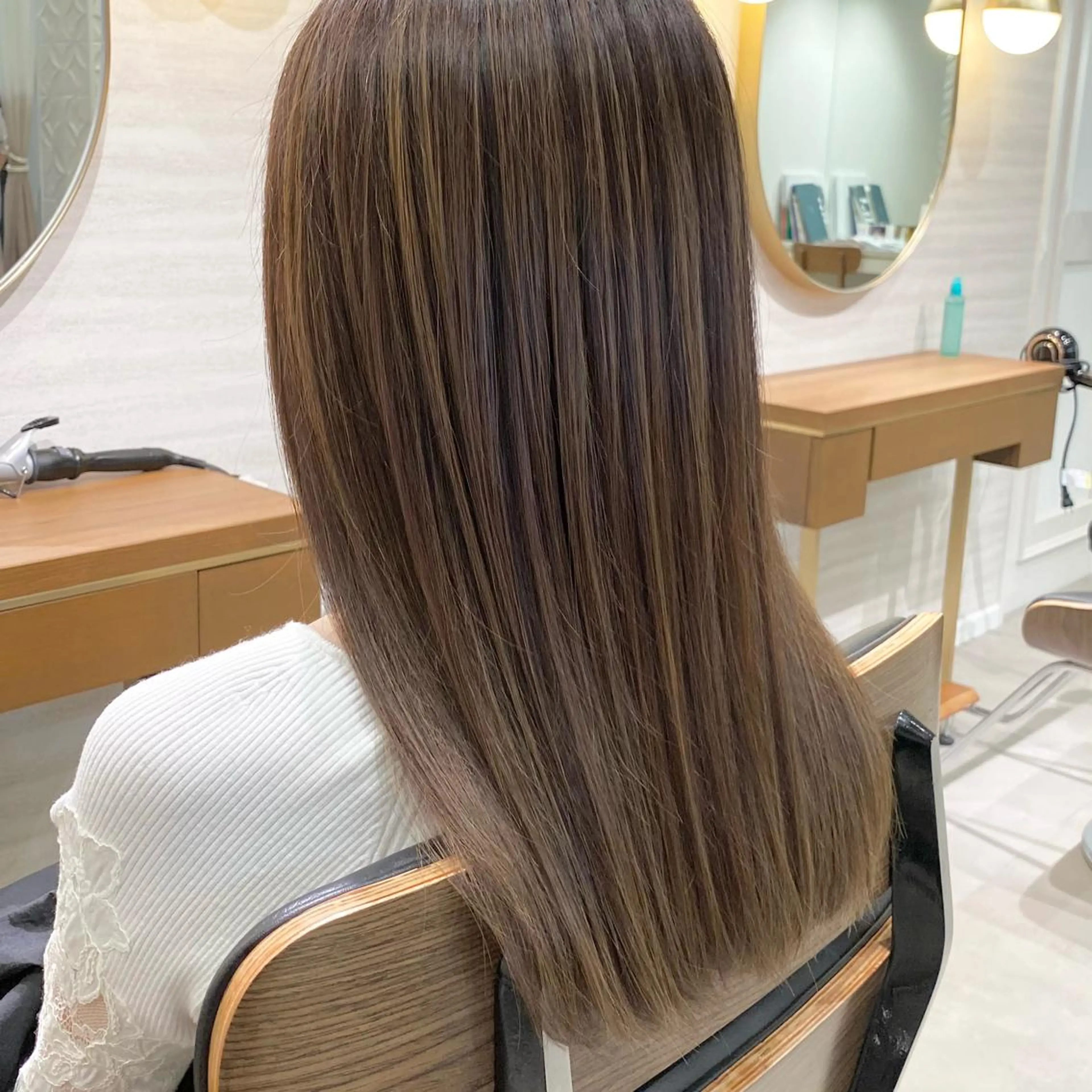 【カット＋縮毛矯正＋トリートメント】の写真