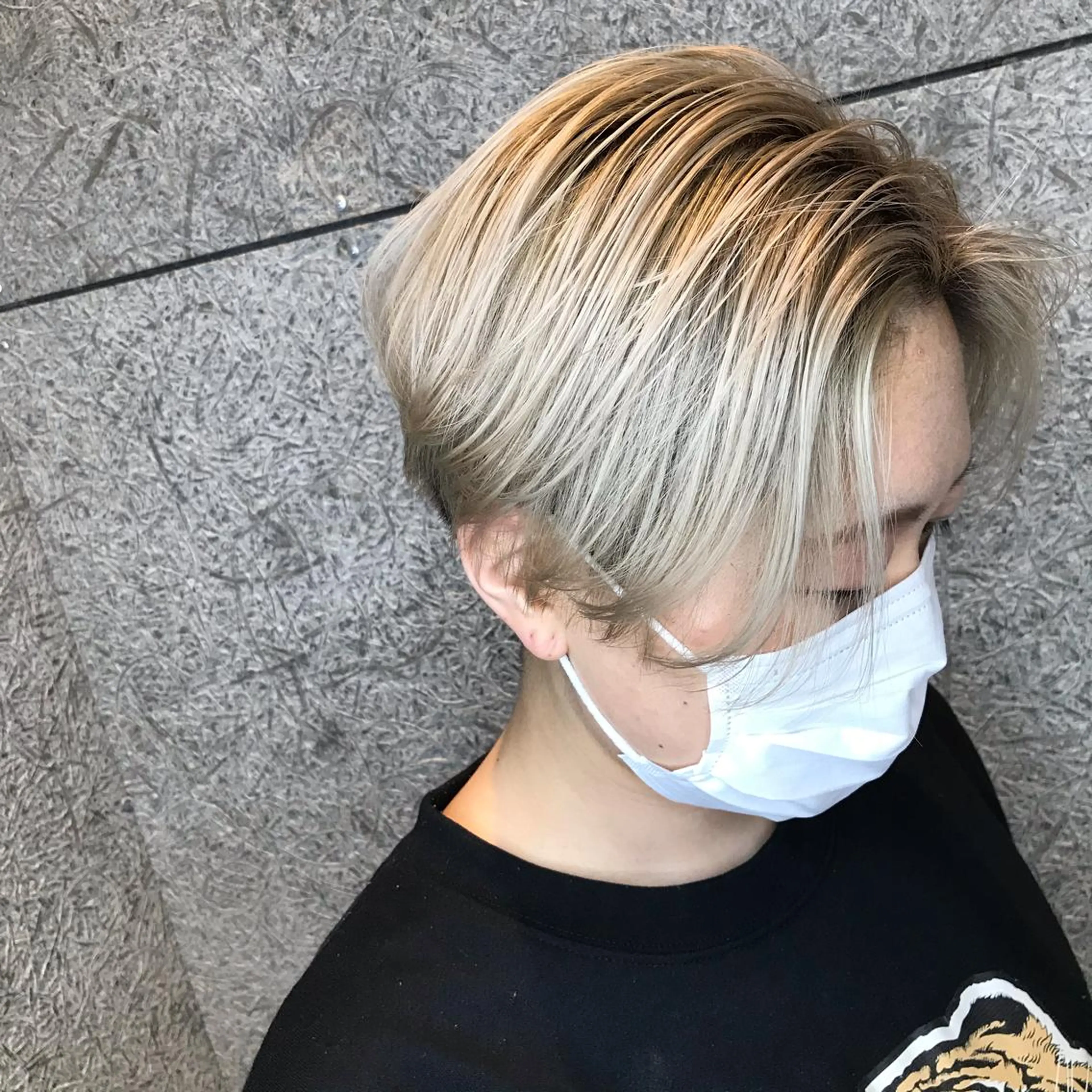 ショート カラー カット ヘアカラー トリートメント うるツヤハイトーン✨ /西川郁巳のヘアスタイル