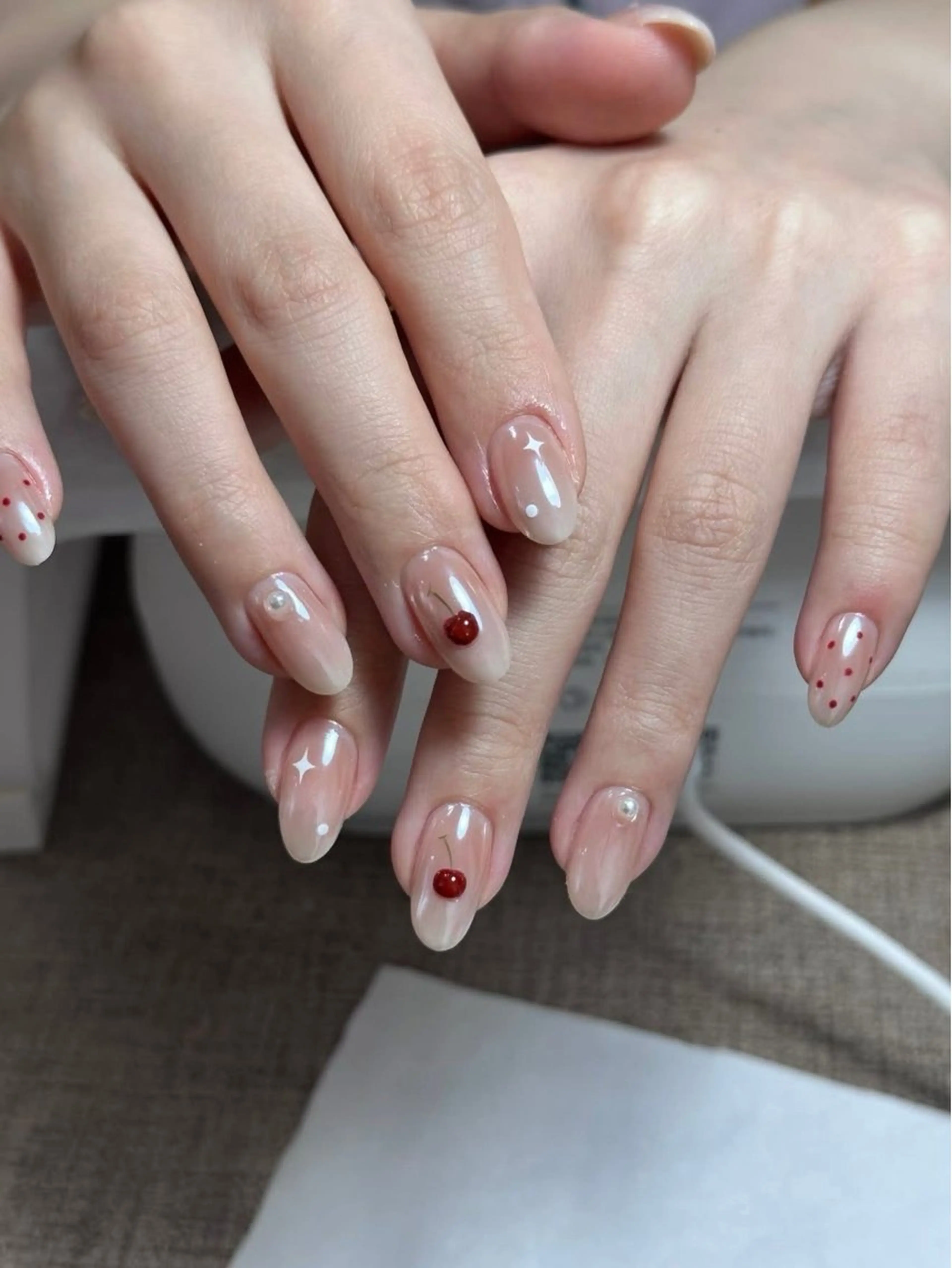 ネイル チークネイル フレンチネイル グラデーション 韓国ネイル マグネットネイル ハンドネイル JIN 168 新大久保のネイルデザイン