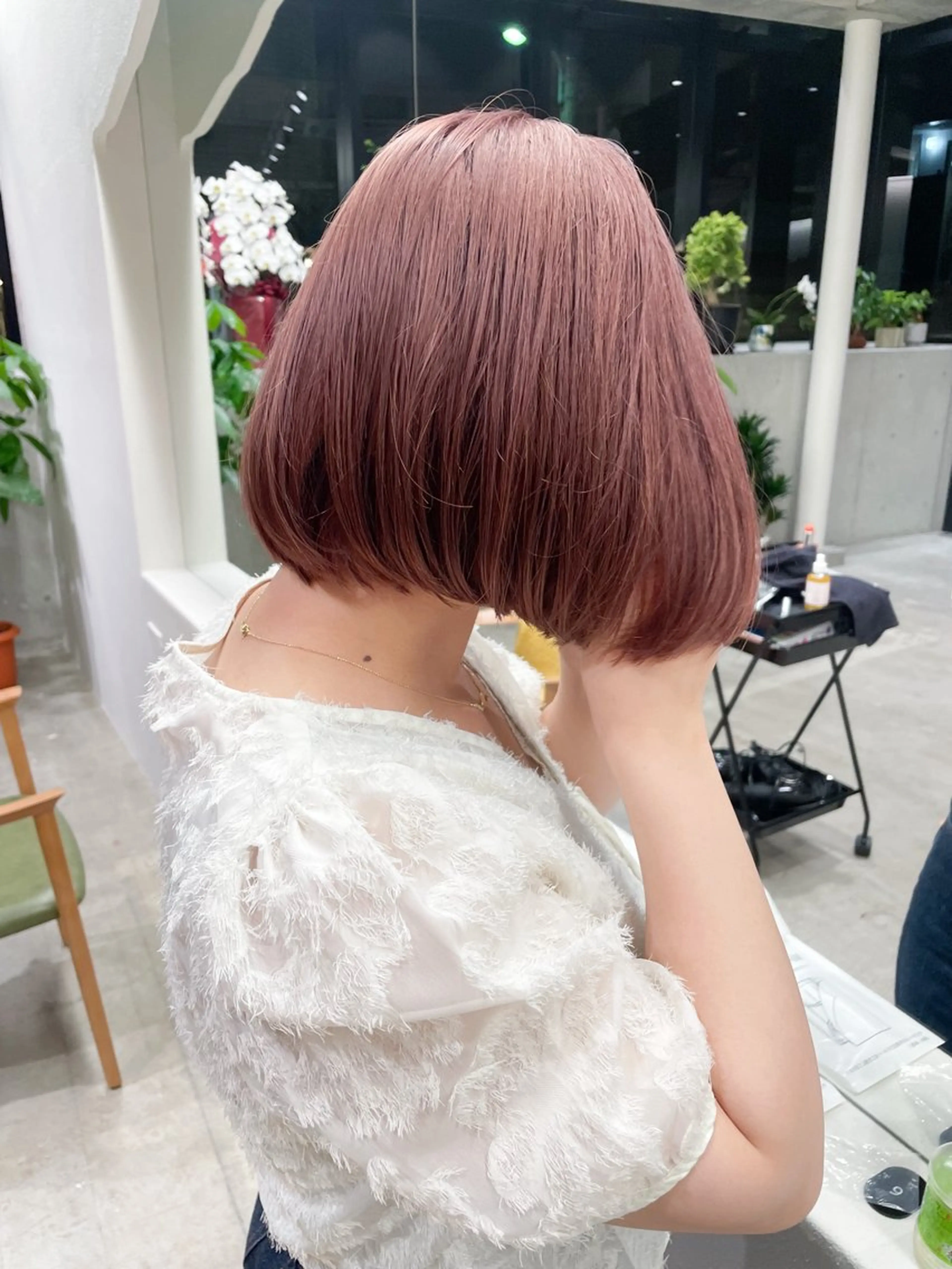 ショート カラー ヘアアレンジ ミニボブ/ブリーチ 🌈MISATOのヘアスタイル