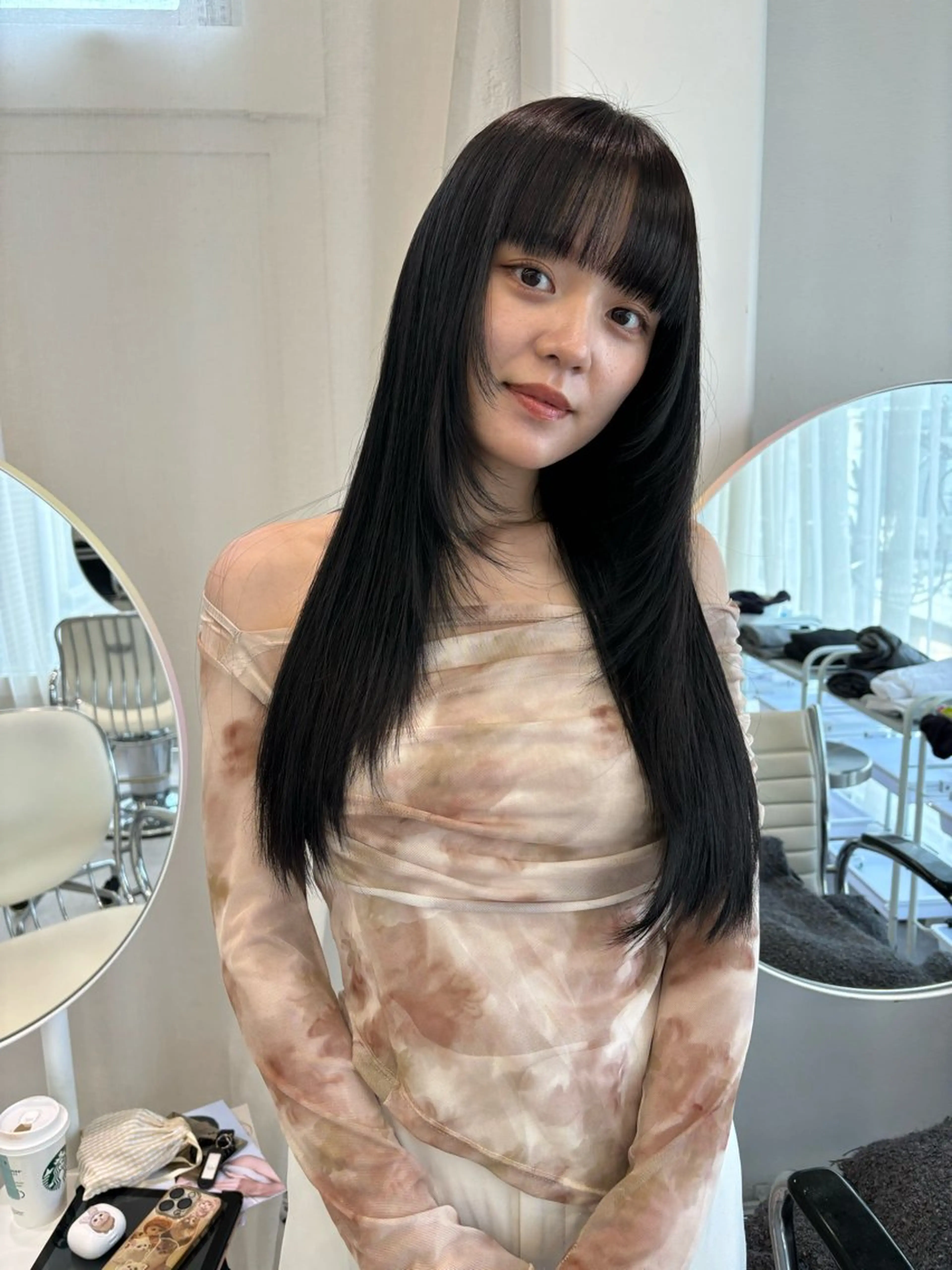 ロング カラー 顔まわりレイヤー レイヤーカット ワイドバング レイヤーカット🎀 kanaのヘアスタイル