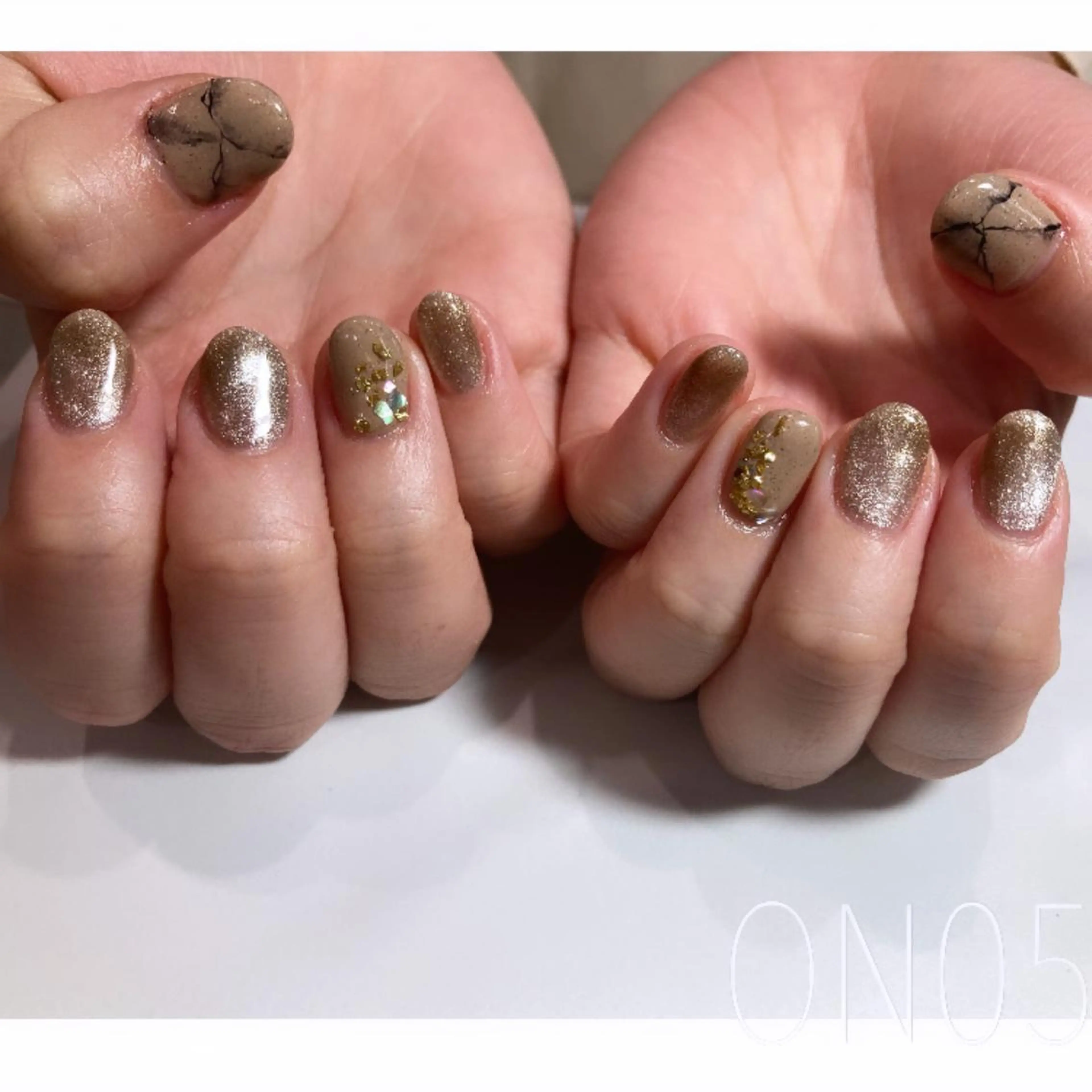 ネイル 園 寛子 （ネイリスト）のネイルデザイン