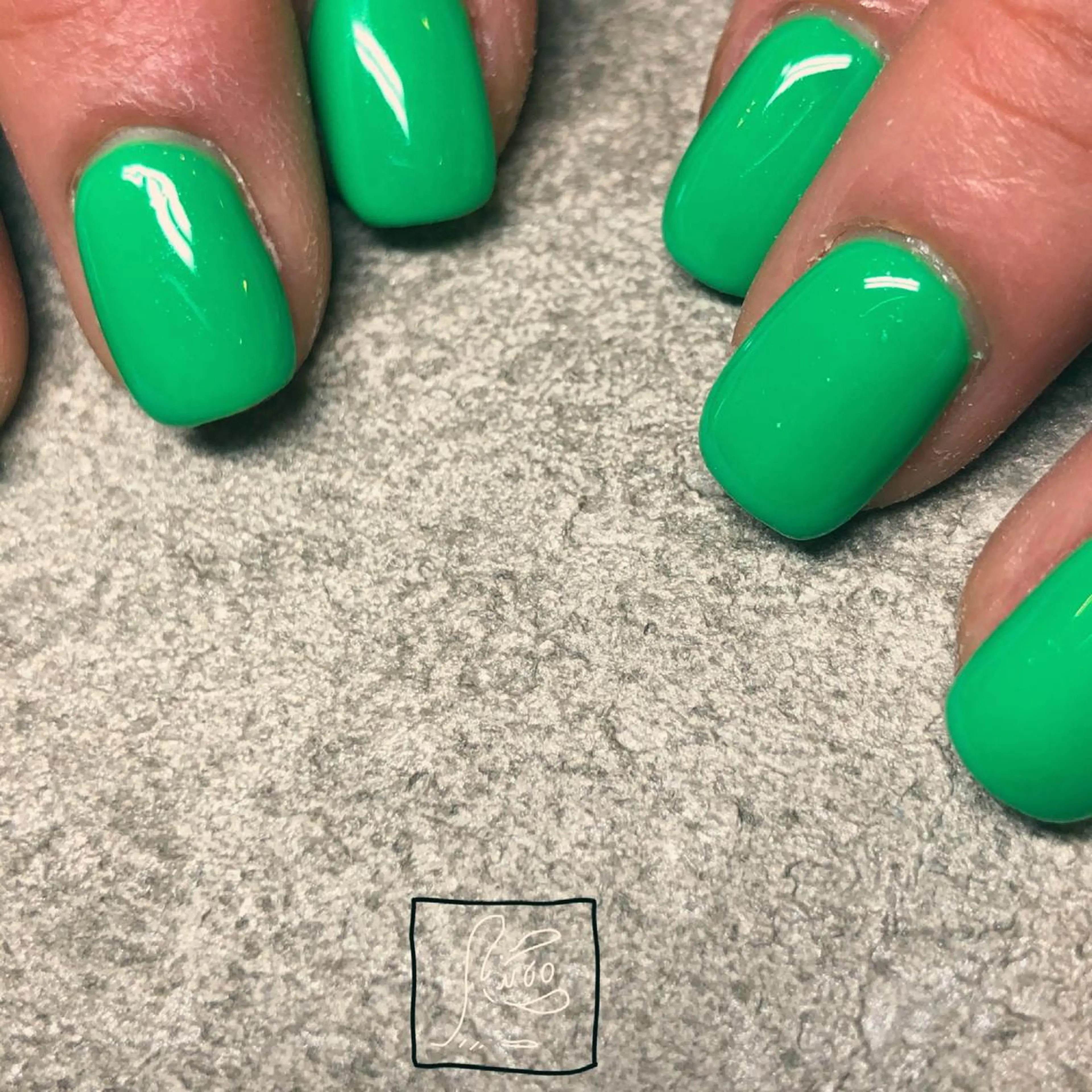 (初回オフ無料)ハンドジェルネイルワンカラーの写真