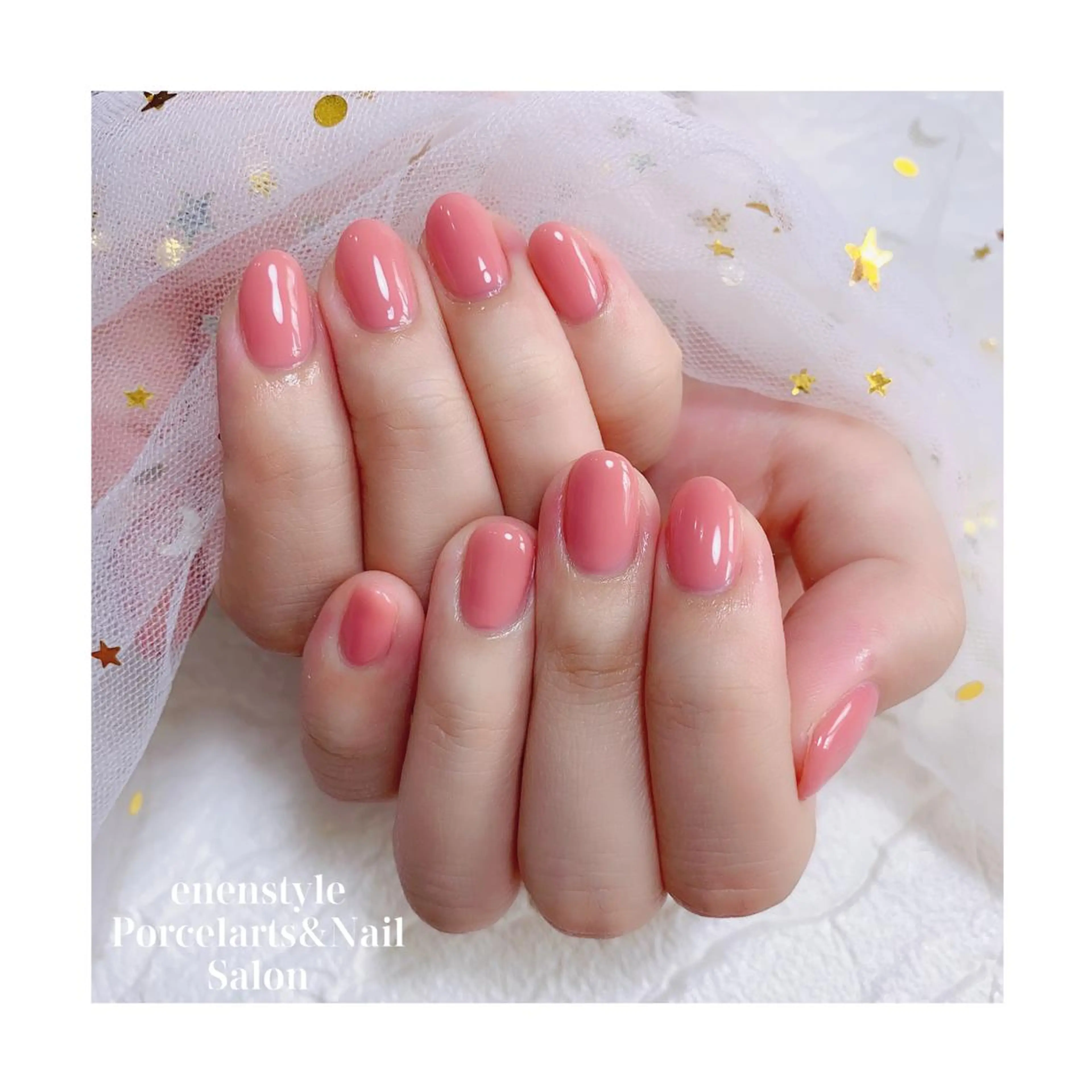 ミディアム ネイル ジェルネイル ニュアンスネイル オフィスネイル ワンカラーネイル パラジェル ハンドネイル 👑enen style👑のネイルデザイン