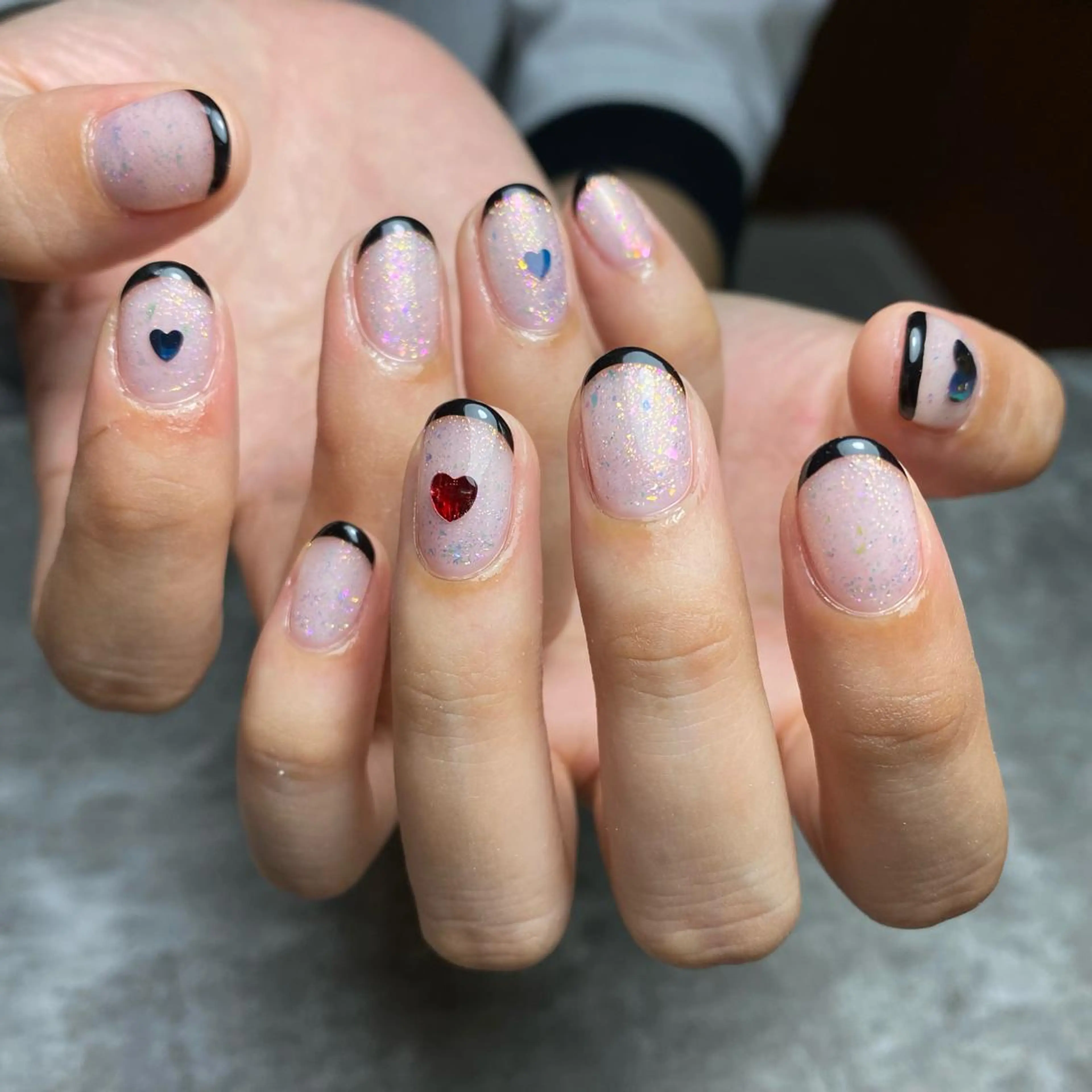 ネイル フレンチネイル ハート ラメ(グリッター) シンプルネイル ハンドネイル yuki nail...のネイルデザイン
