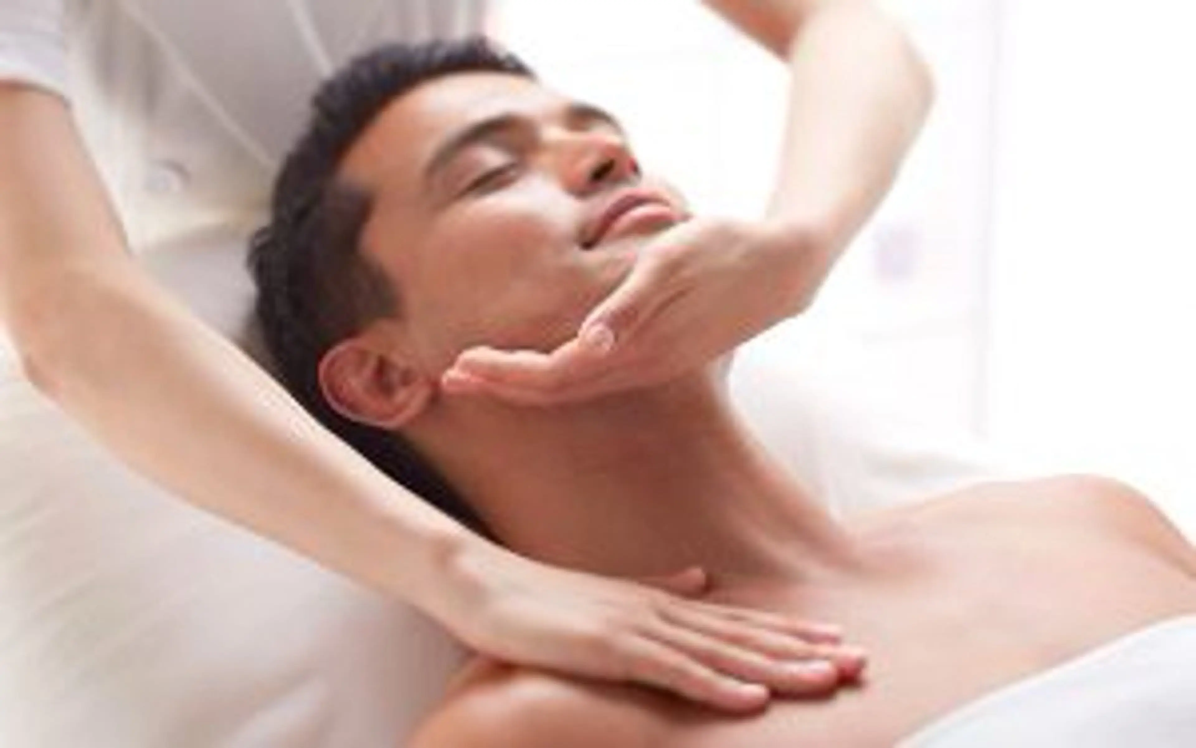 極上🫧フェイシャルエステ【首肩ストレスケア付き】の写真