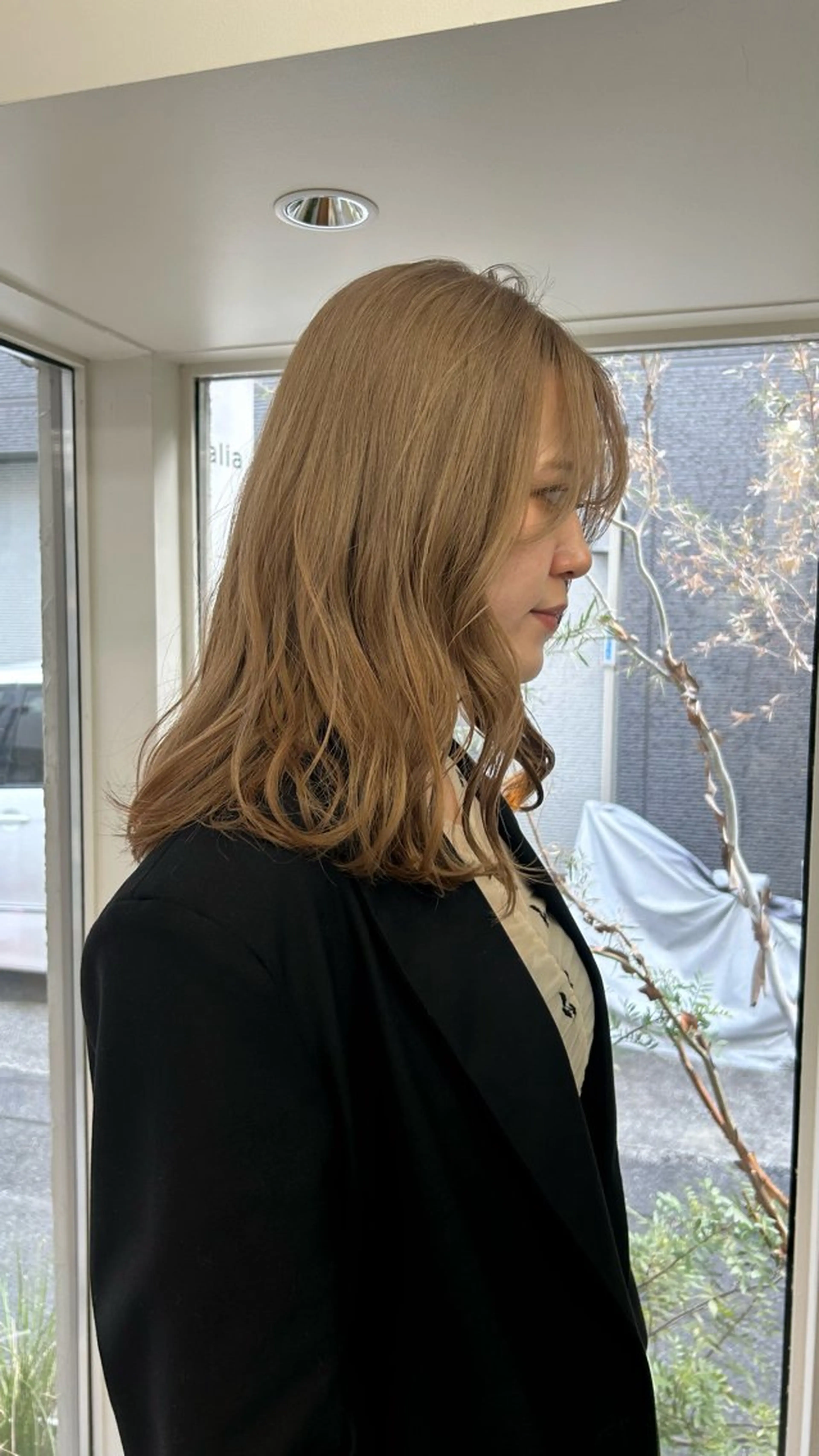 セミロング カラー じゅわっと暖色カラー 🍊Moemiのヘアスタイル