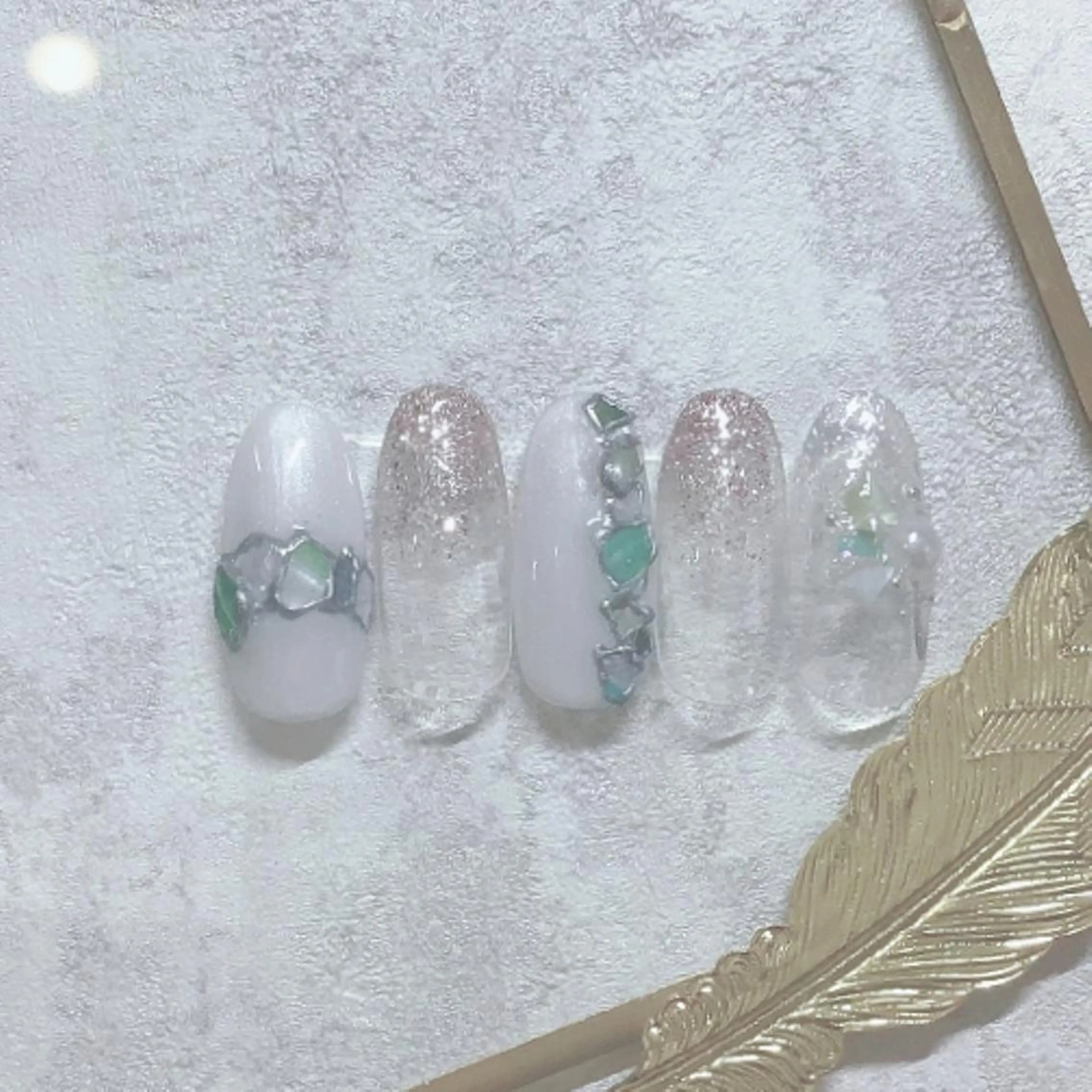 ネイル カルフール リル MOEのネイルデザイン