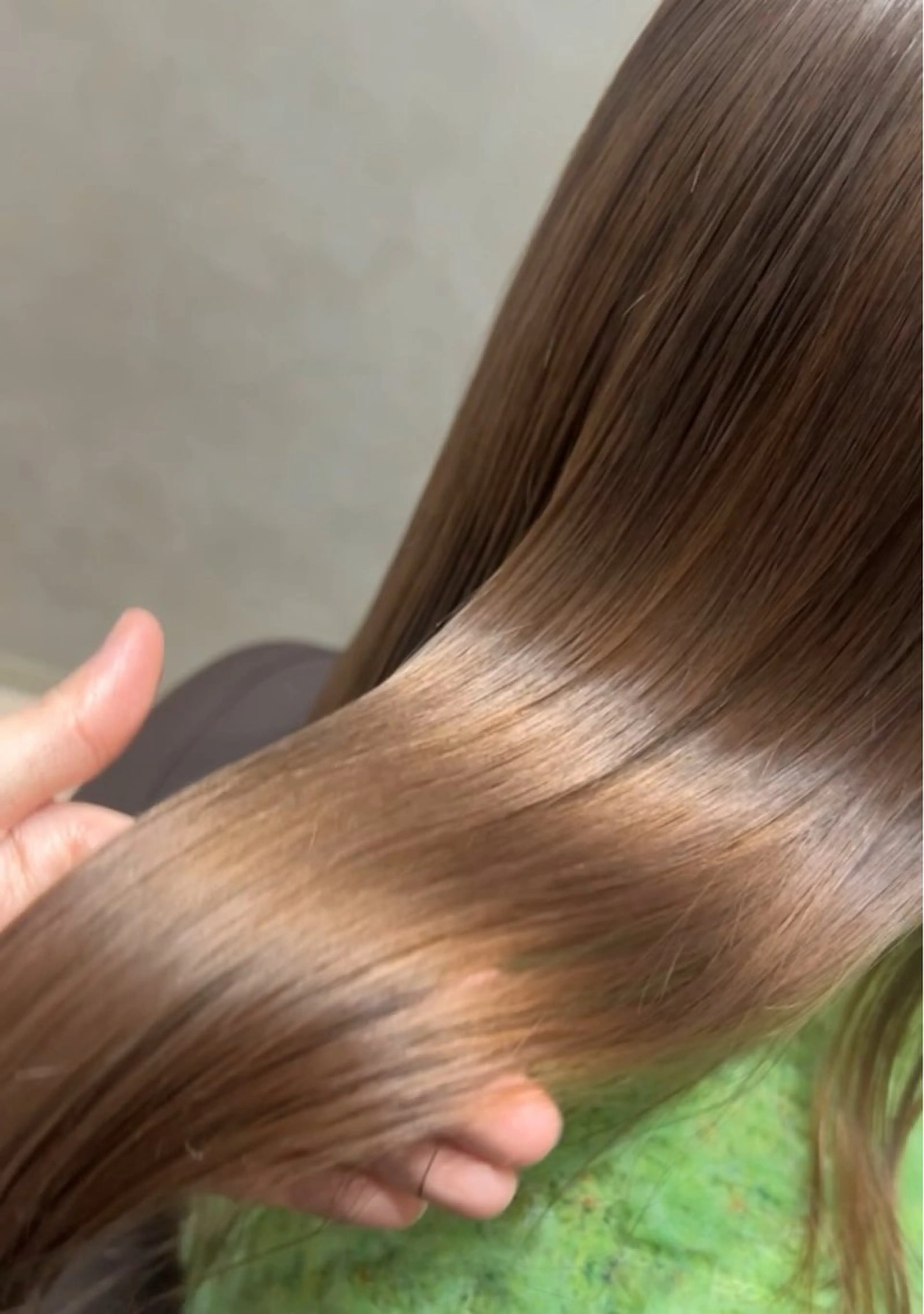 ロング カラー カット ヘアカラー トリートメント 🌈安藤愛/透明感 艶カラー🫧ROWのヘアスタイル