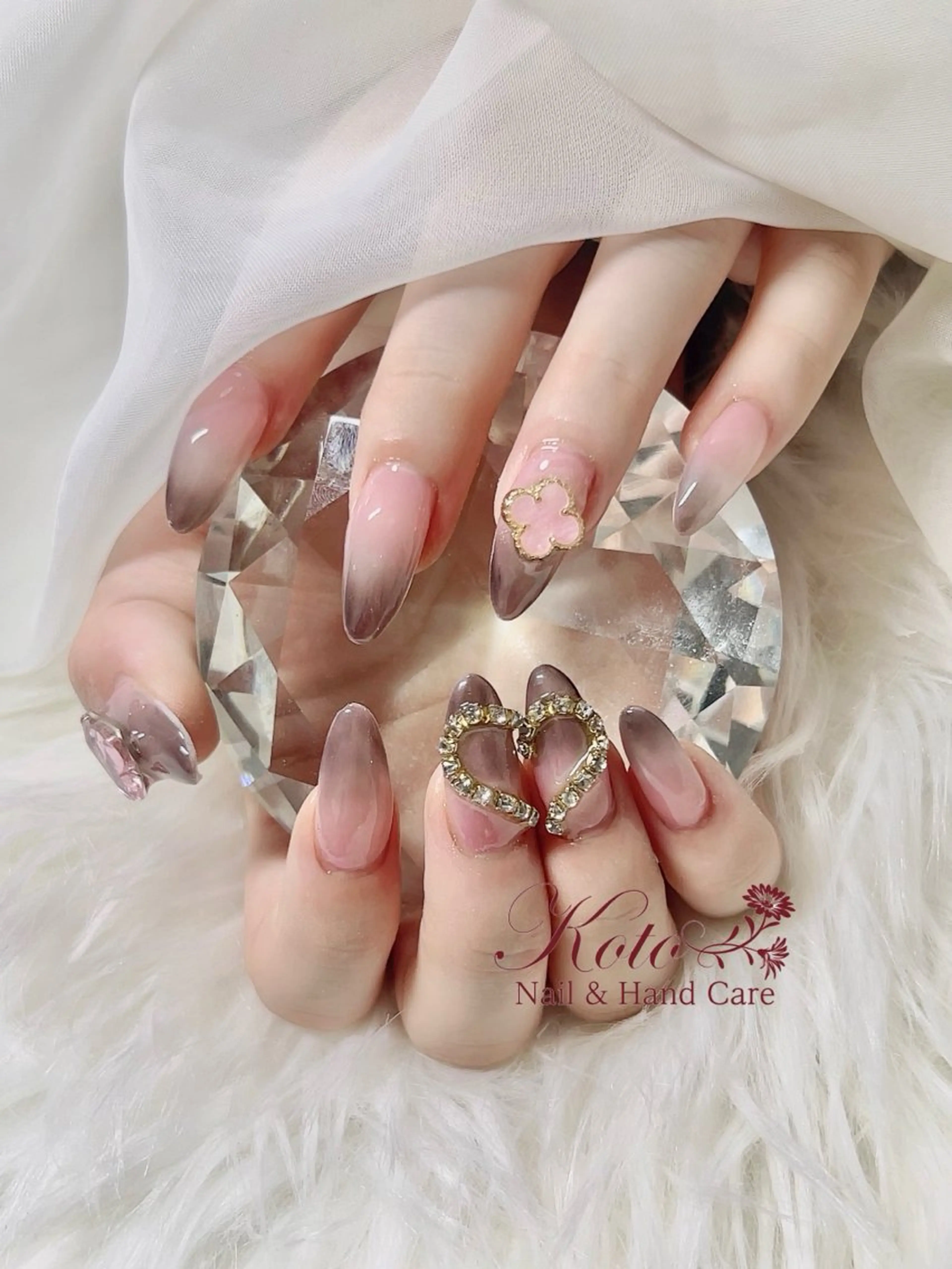 ネイル 長さ出し ジェルネイル ハート 持ち込み ニュアンスネイル ハンドネイル Nail Salon KOTOのネイルデザイン