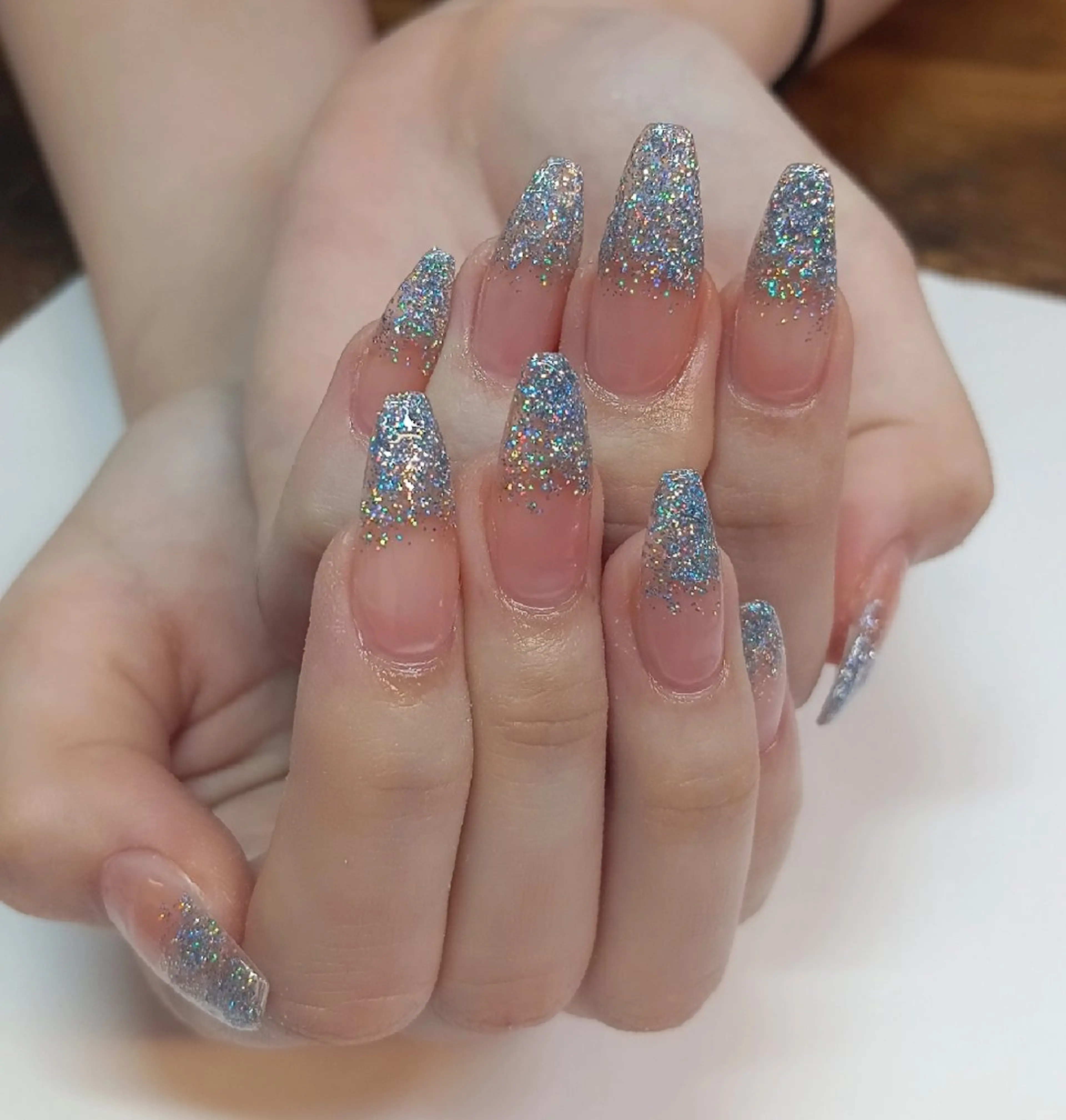 ネイル ラメ(グリッター) ハンドネイル ハンドケア 🦋AYNIL🦋 ナチュラル専門店♥️のネイルデザイン