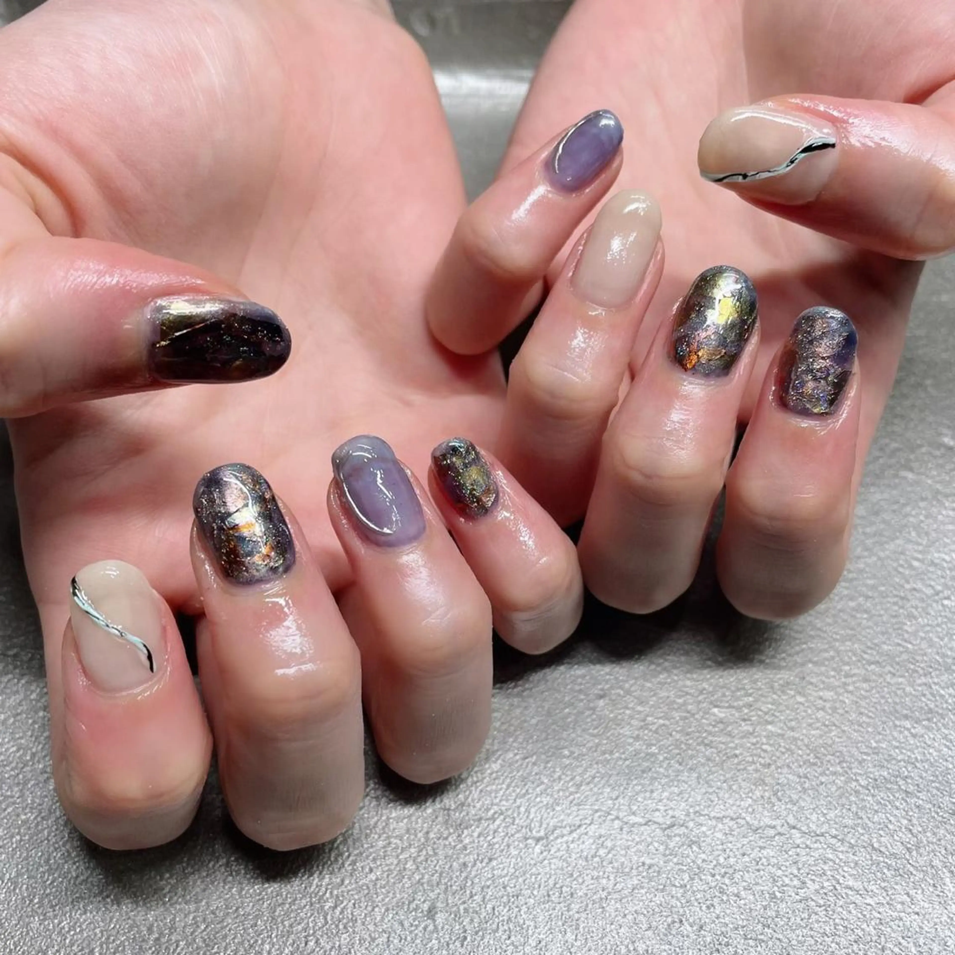 ネイル ハンドネイル VOLLMOND nailのネイルデザイン