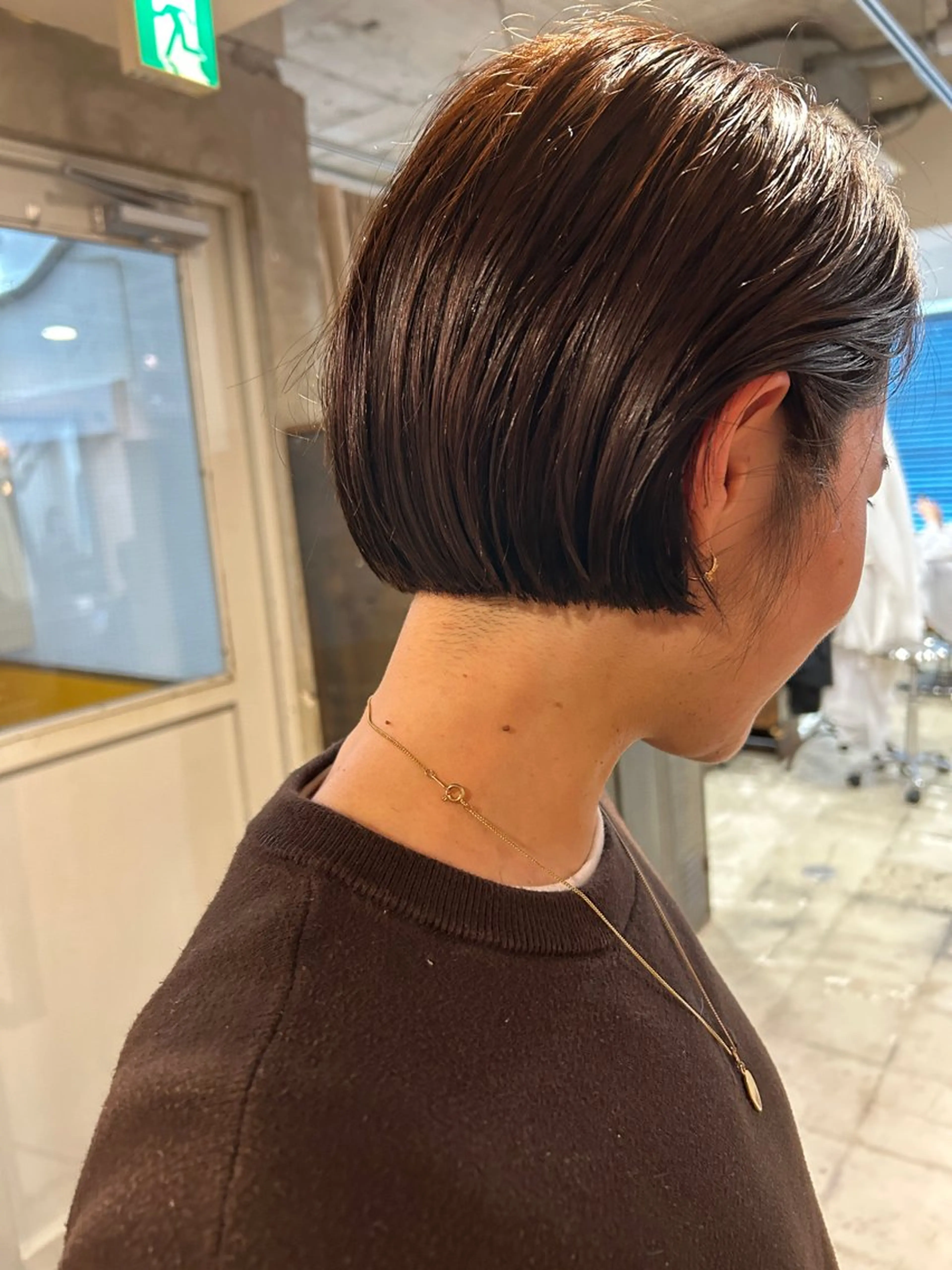 ショート カラー ボブ カット ヘアカラー トリートメント さの あやねのヘアスタイル