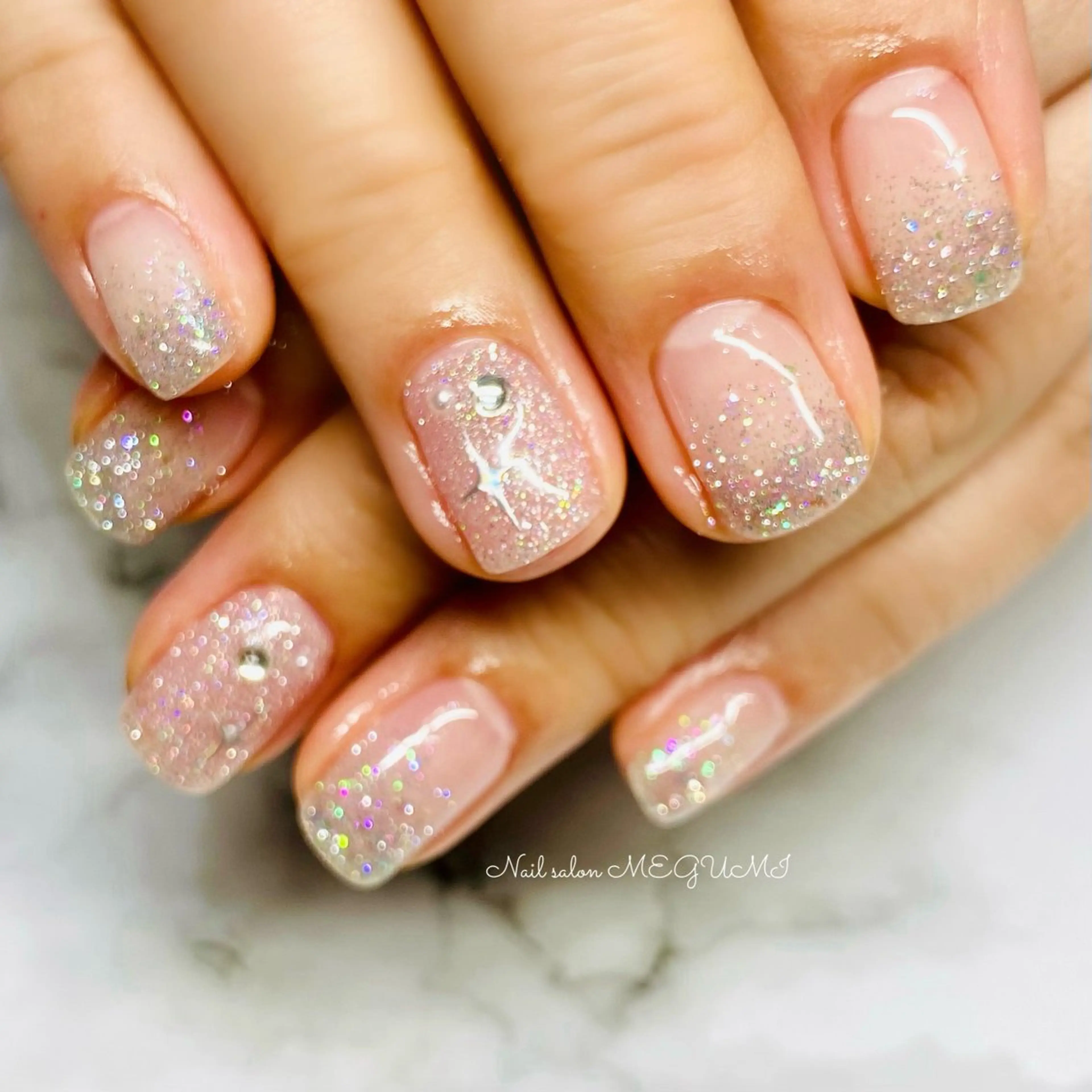ネイル Nail salon MEGUMIのネイルデザイン