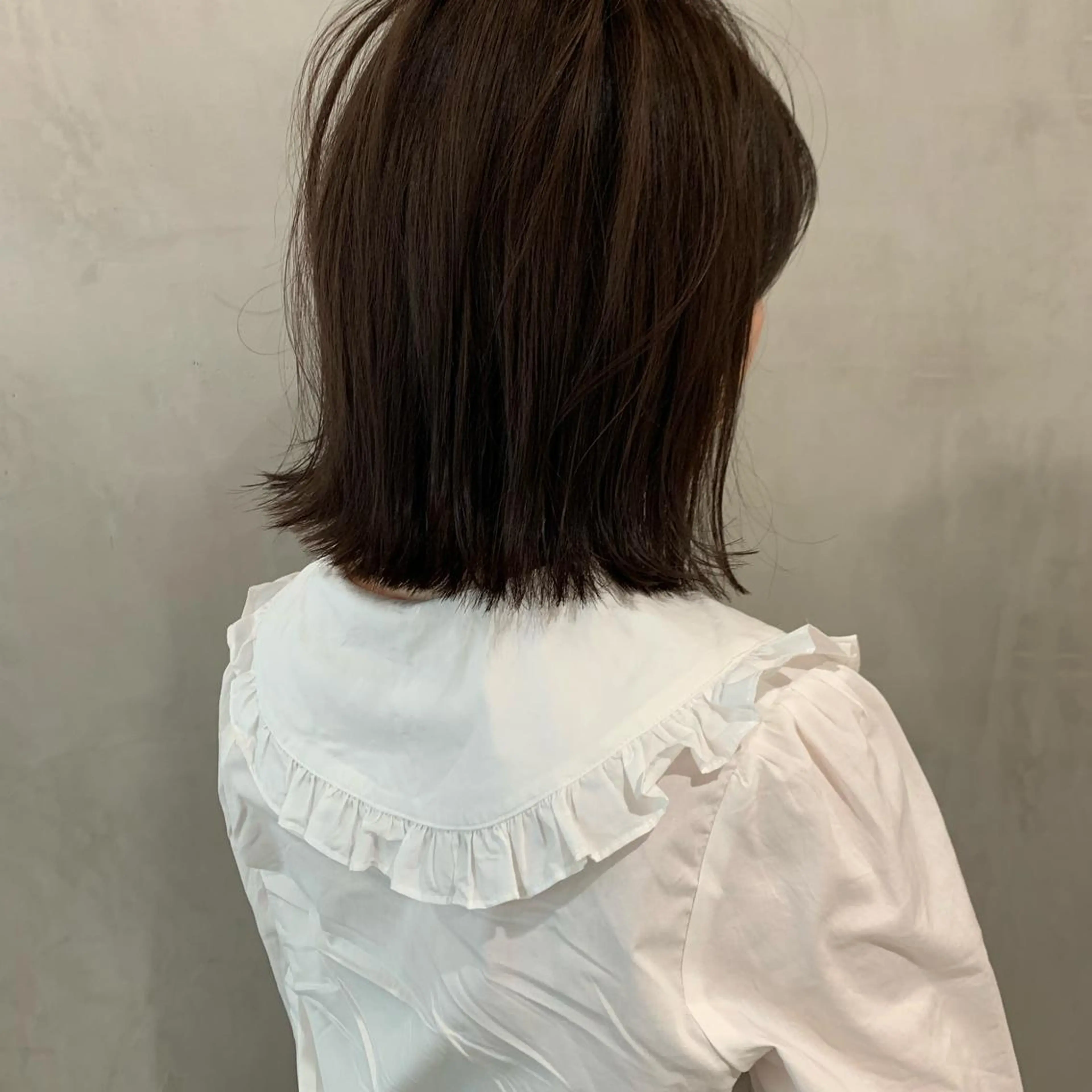 ミディアム カット ヘアカラー トリートメント アンニュイヘア🪽 ayumiのヘアスタイル