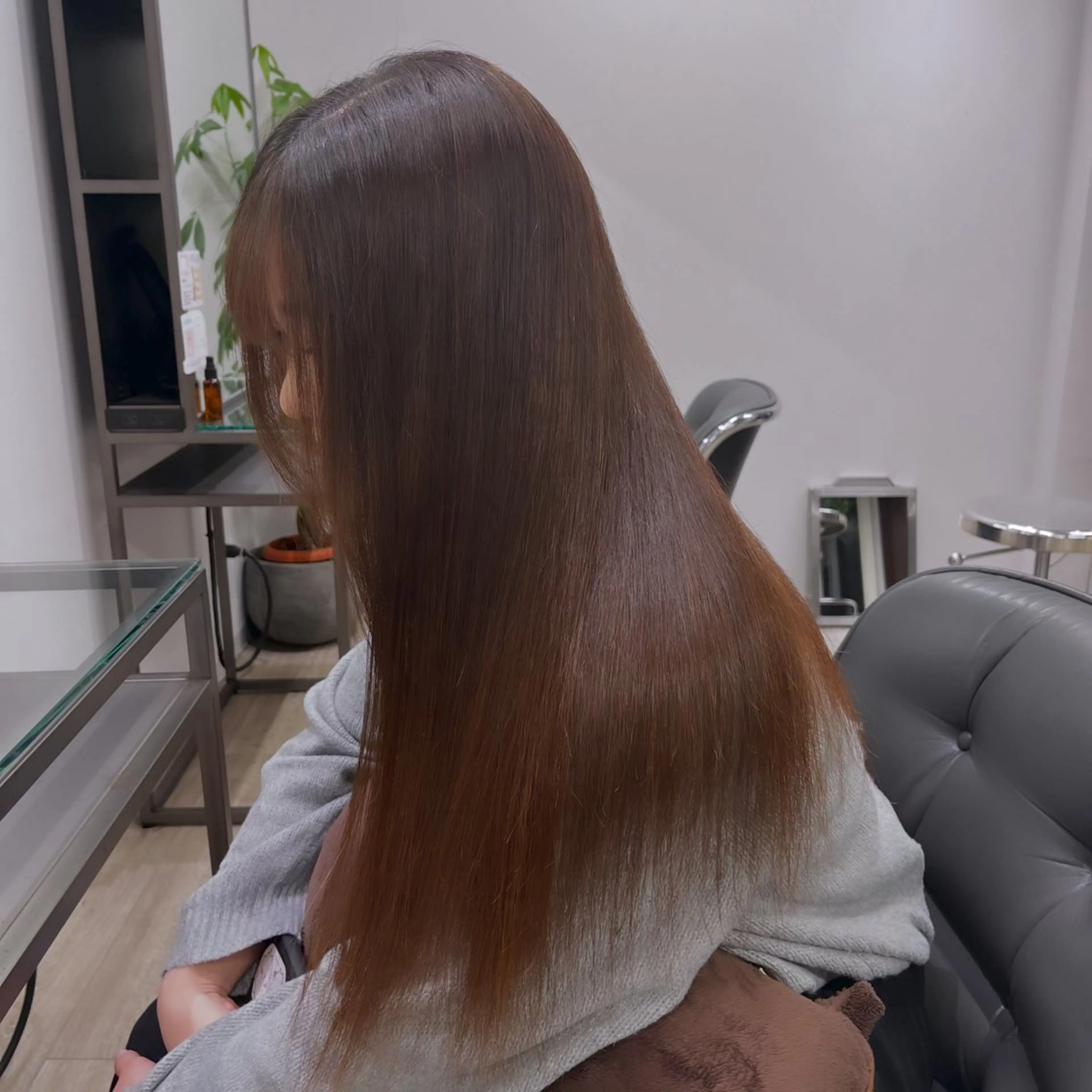 JIN/暖色カラー /髪質改善/艶髪のヘアスタイル