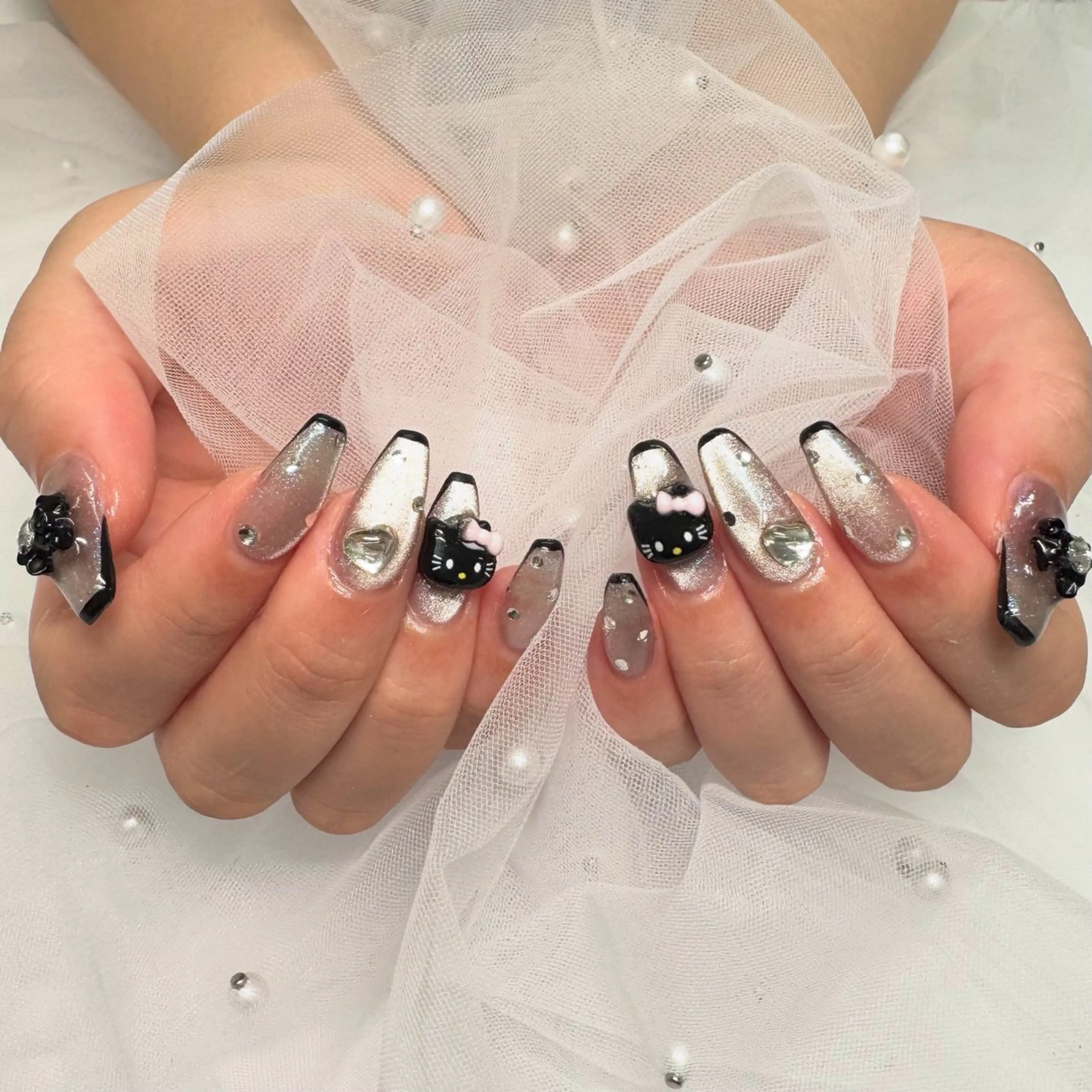 ネイル フレンチネイル マグネットネイル 持ち込み ハンドネイル 🫧Rio🫧ネイル /渋谷🫧ワンホンのネイルデザイン