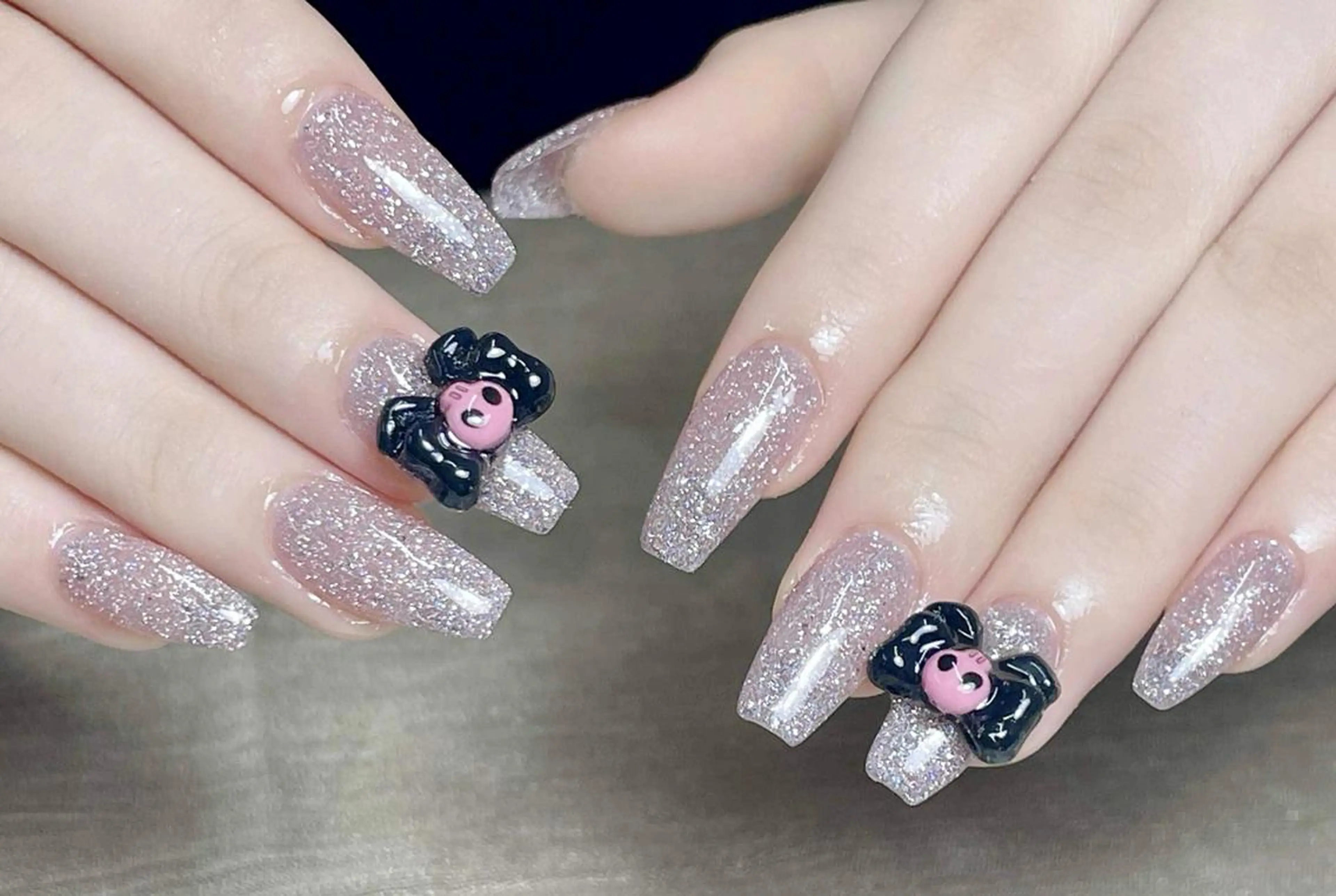 ネイル オーロラネイル ブルー チークネイル 長さ出し フットネイル ハンドネイル REI レイのネイルデザイン