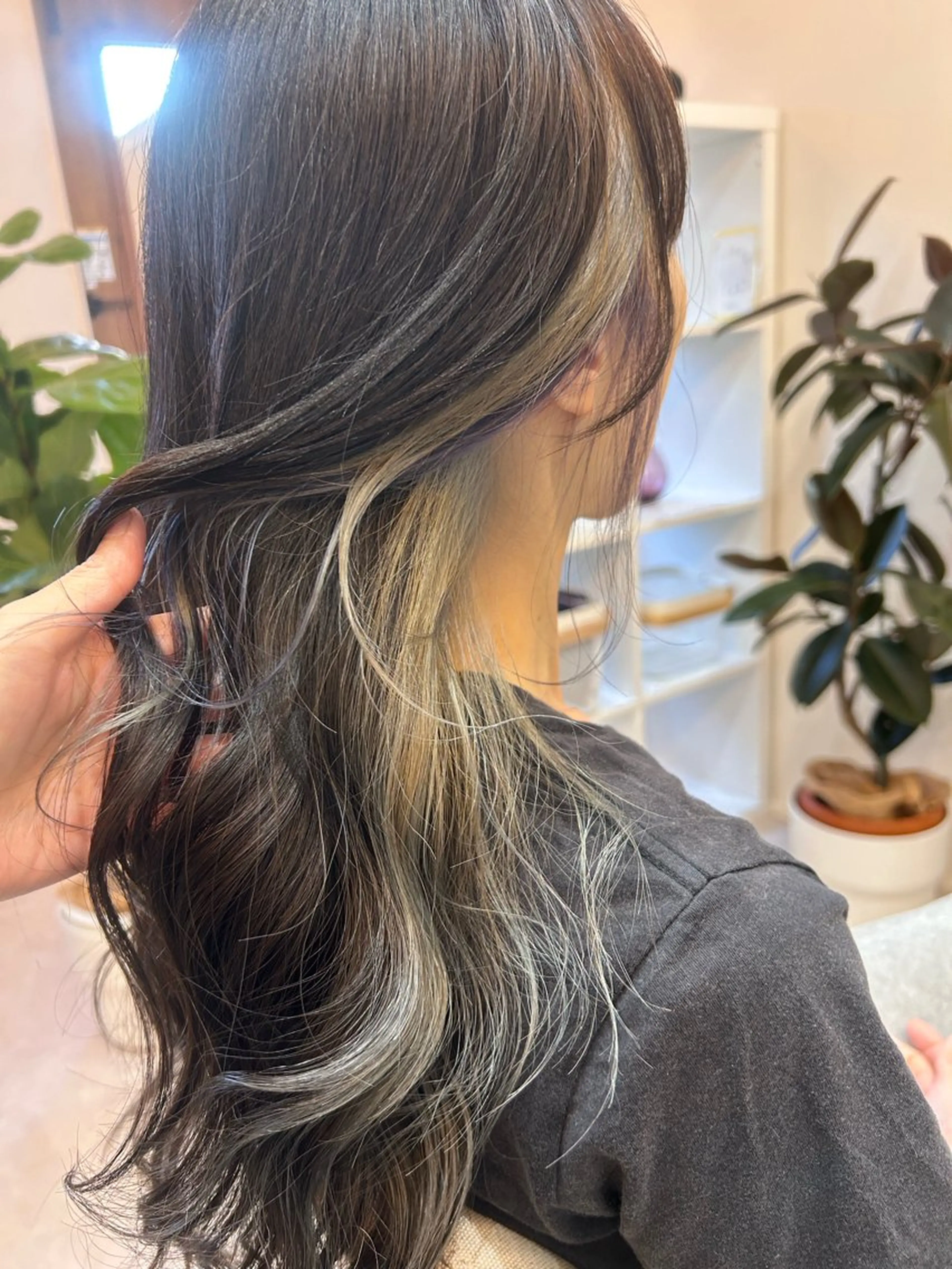 ロング カラー sugi tomoのヘアスタイル