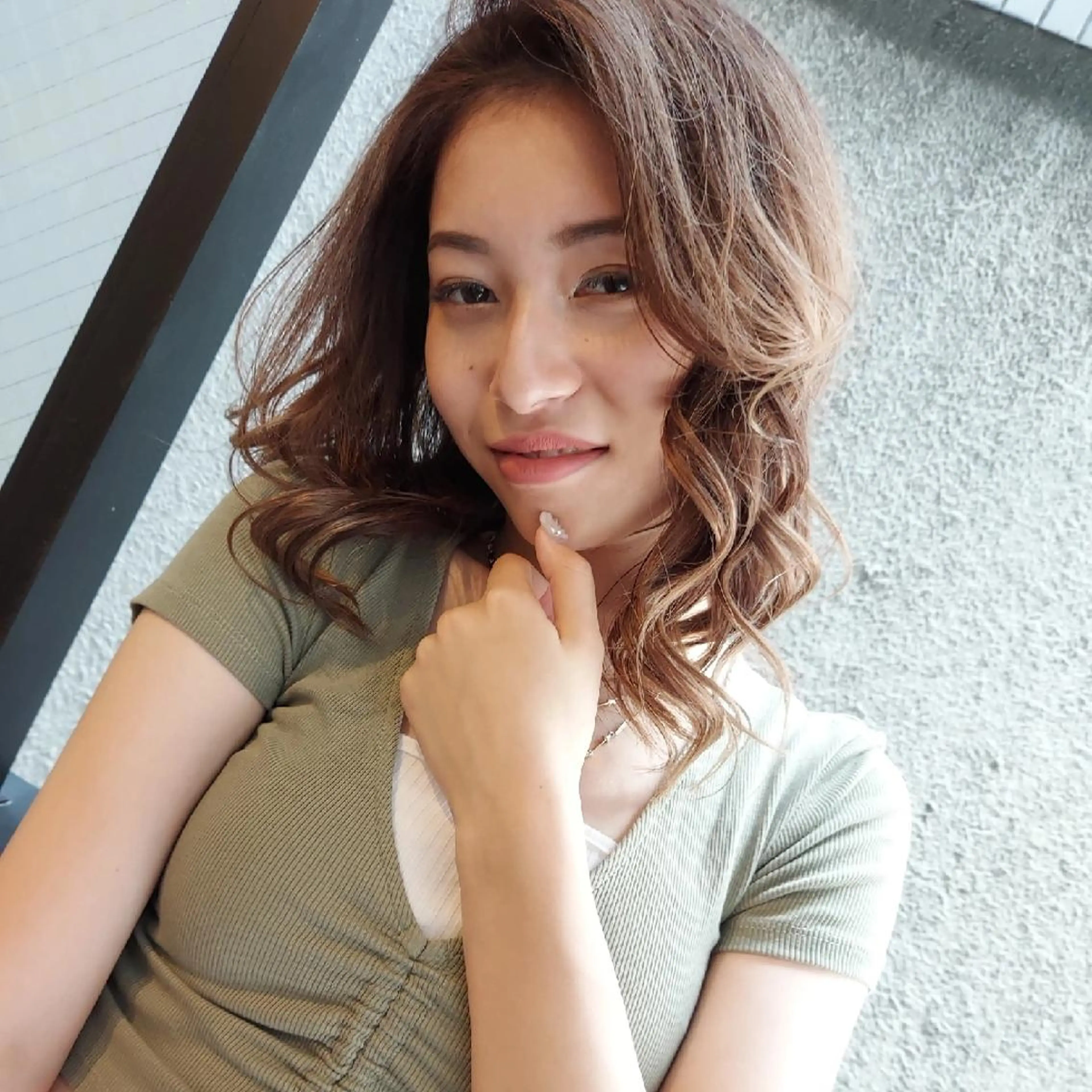 セミロング カラー グレージュ シアーグレージュ ヘアカラー トリートメント ブリーチ・ハイトーン 特化🎉内山のヘアスタイル