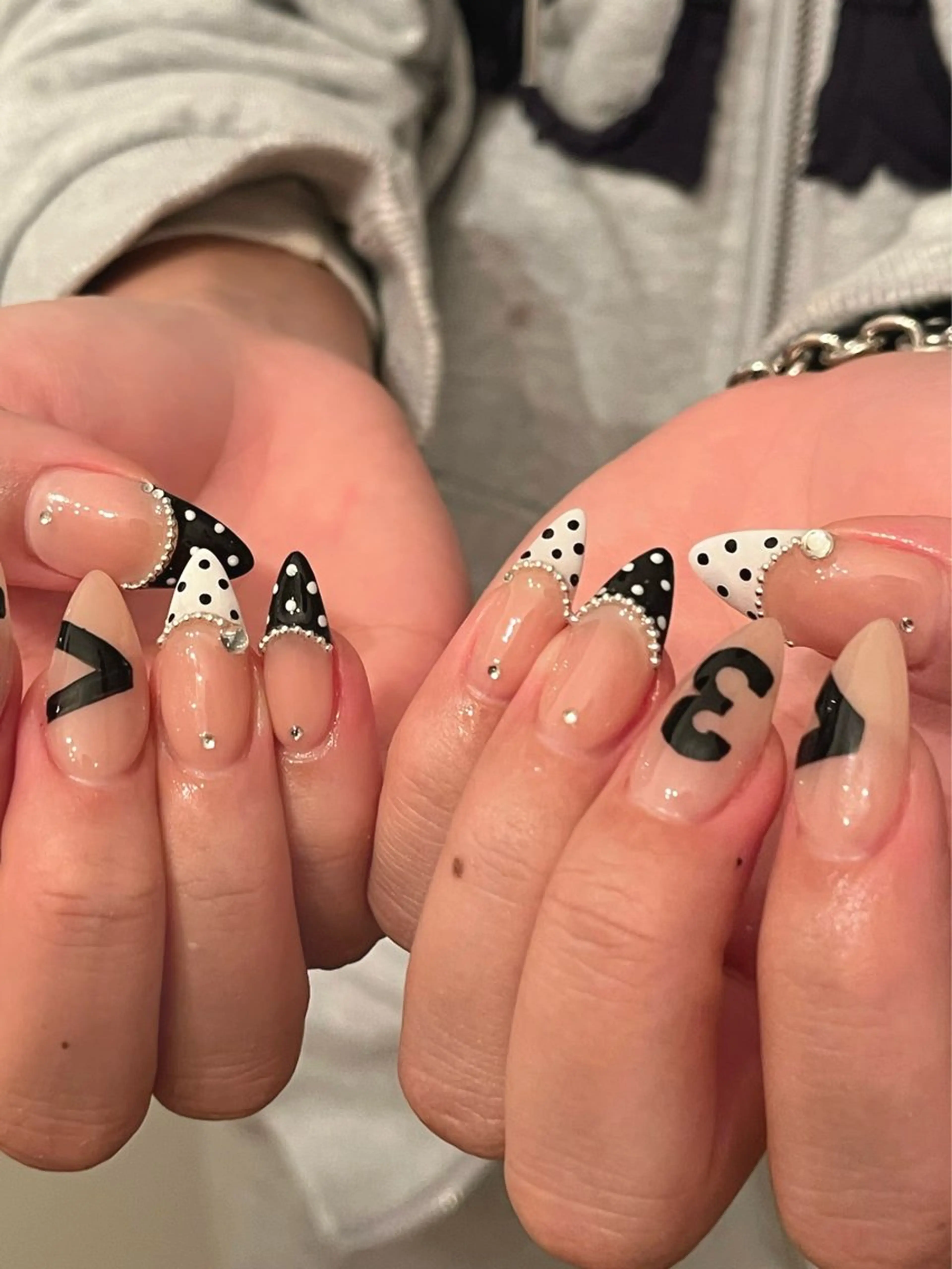 ネイル ハンドネイル 五十嵐 莉奈のネイルデザイン