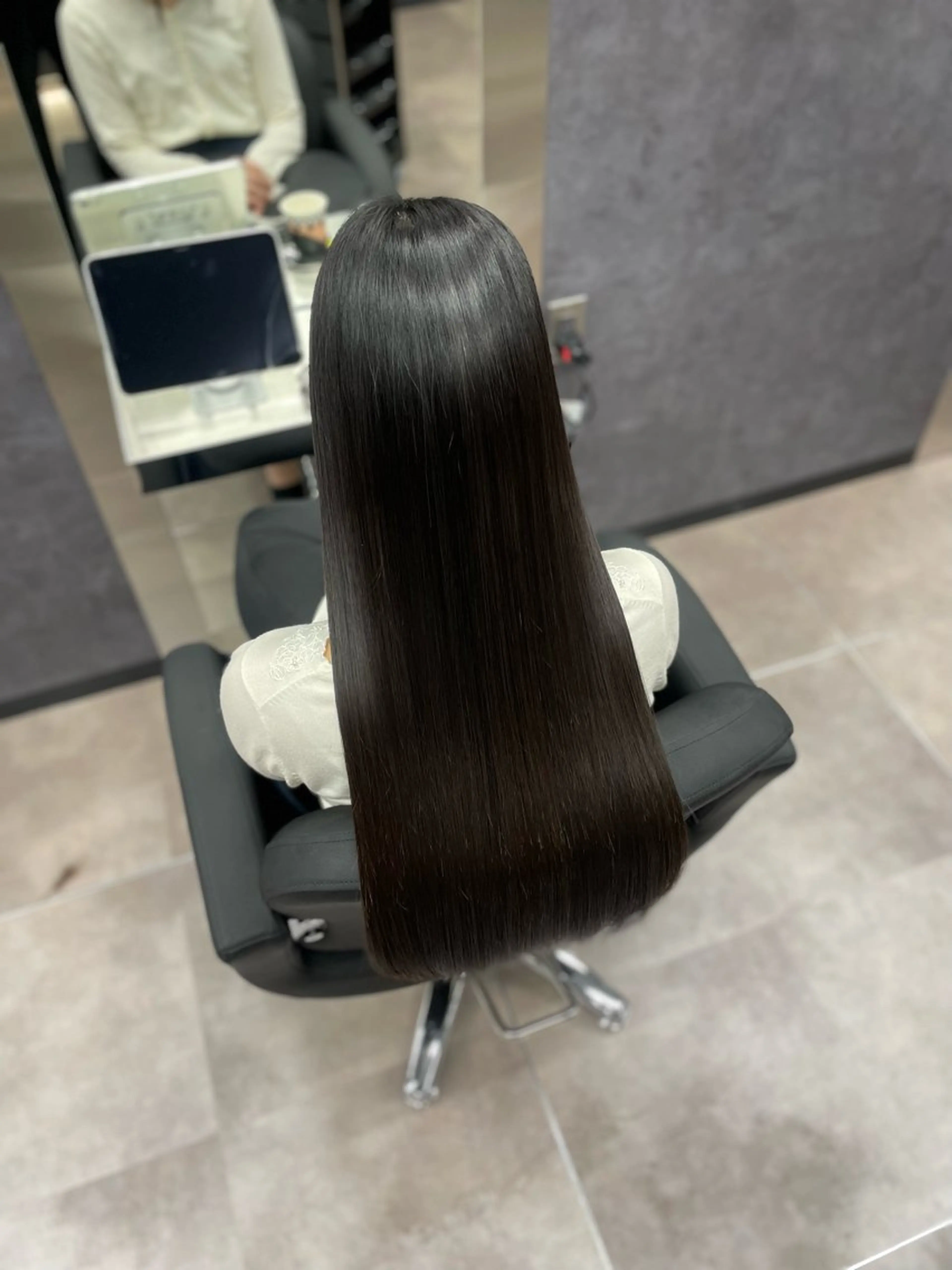 ロング ヘアカラー トリートメント CYNTHIADUE 店長｜ IRISUのヘアスタイル