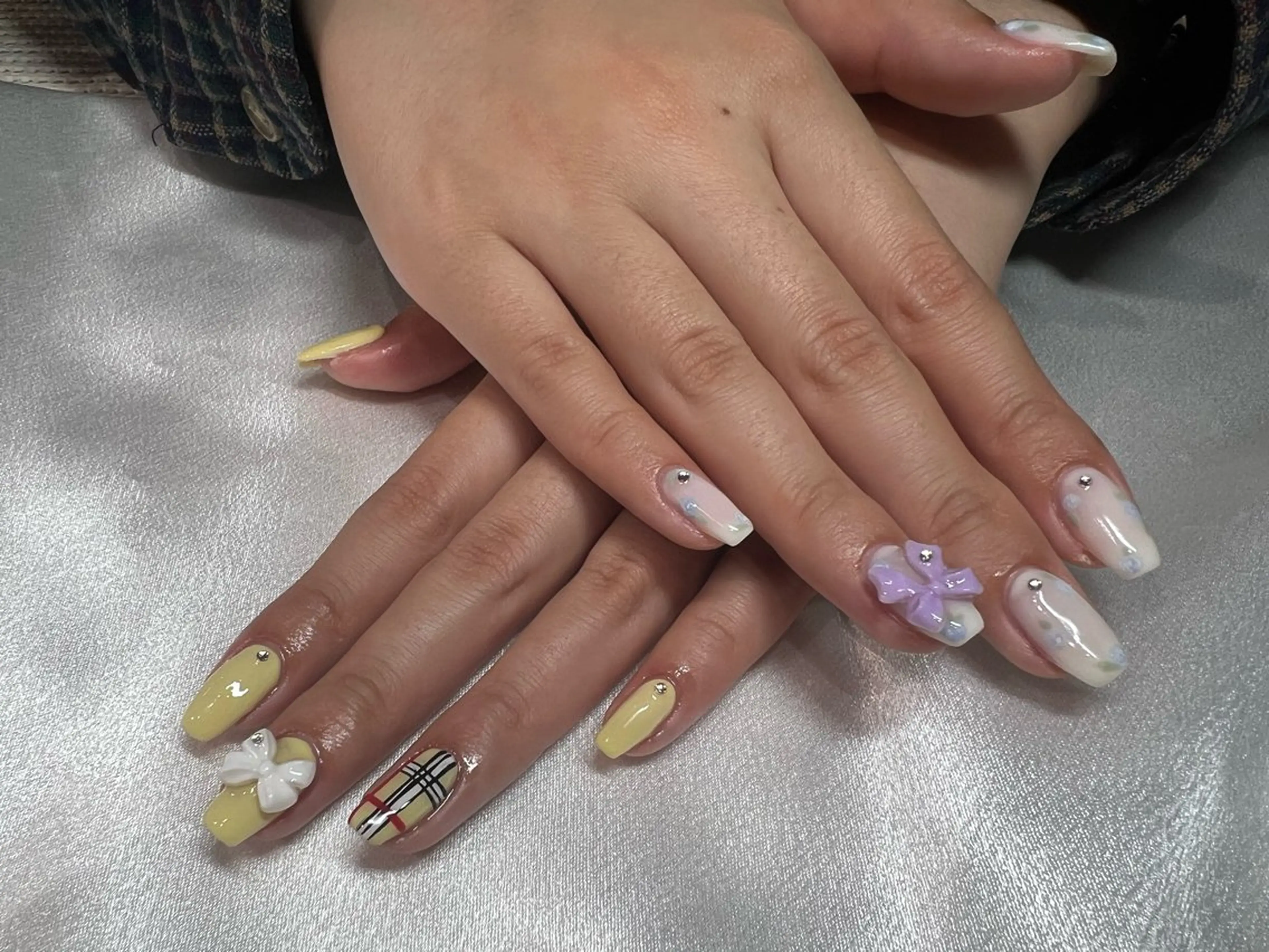 ネイル ハンドネイル ROY 心斎橋🌷 Naraのネイルデザイン