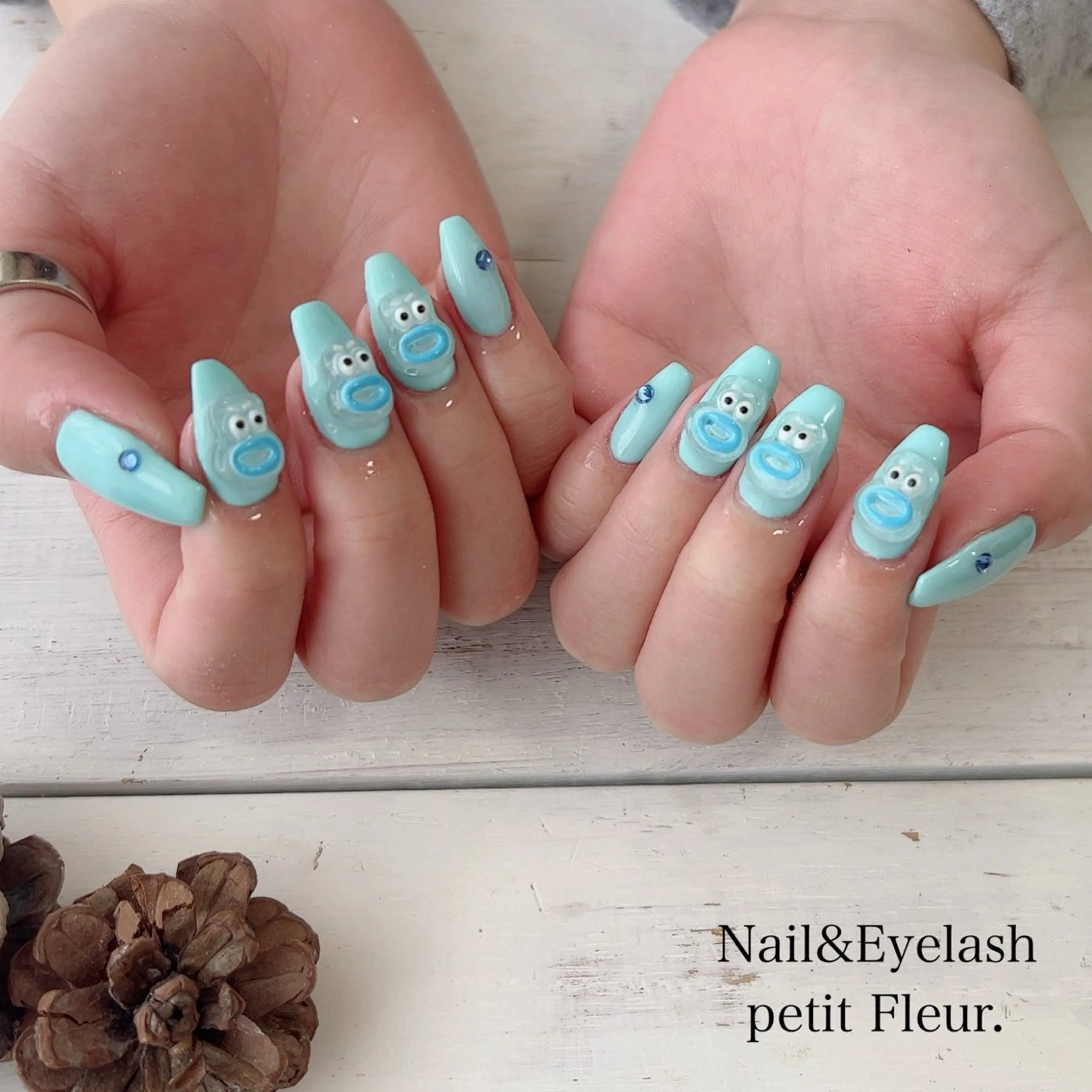 ネイル 青柳 亜梨奈のマツエク・マツパデザイン