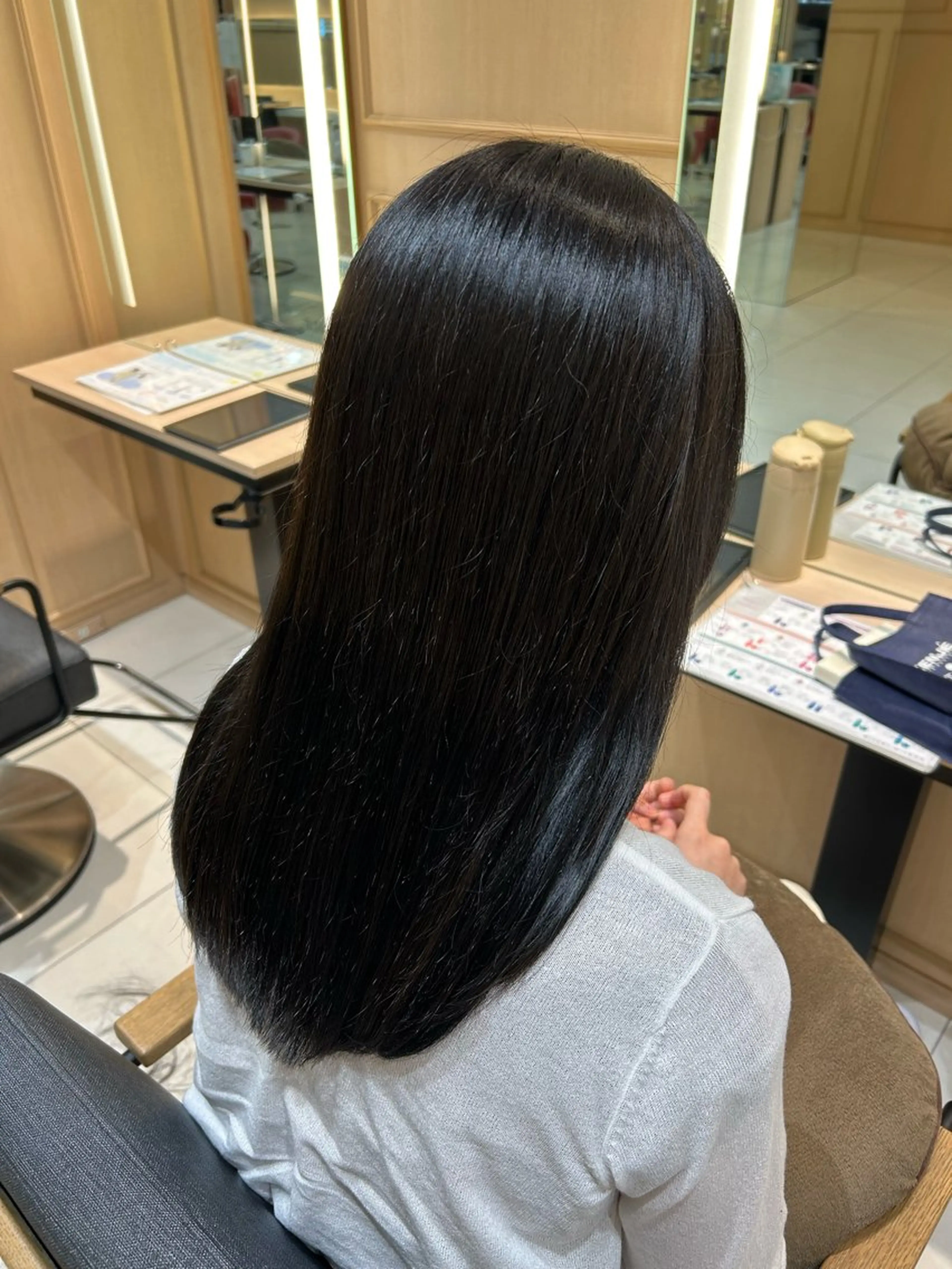 セミロング カラー ヘアカラー トリートメント たけだゆめ ダブルカラーのヘアスタイル