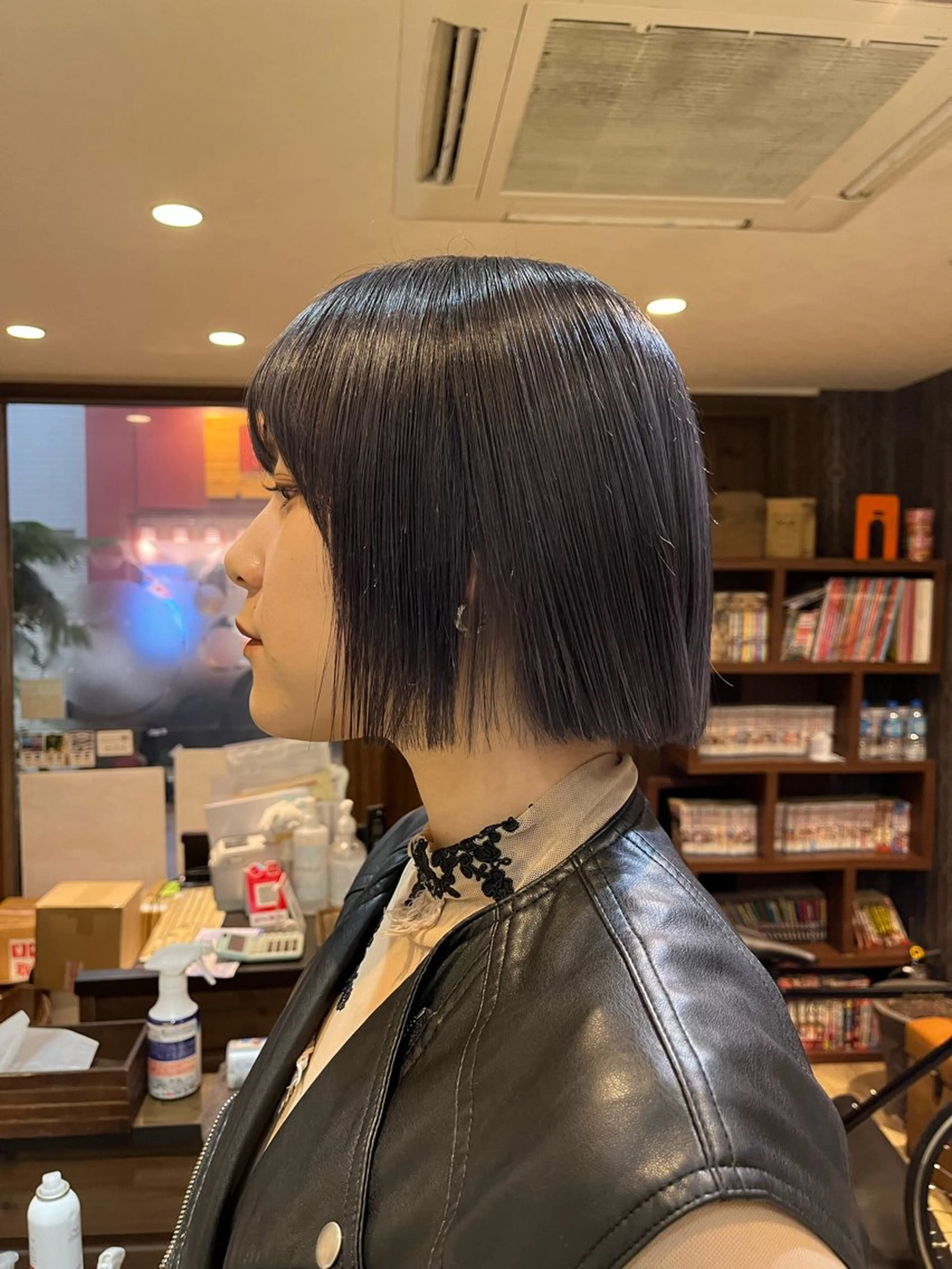 ショート カラー ブルーカラー シルバー ヘアカラー VOYAGE所属・中園康 /カラー/ブリーチのヘアスタイル