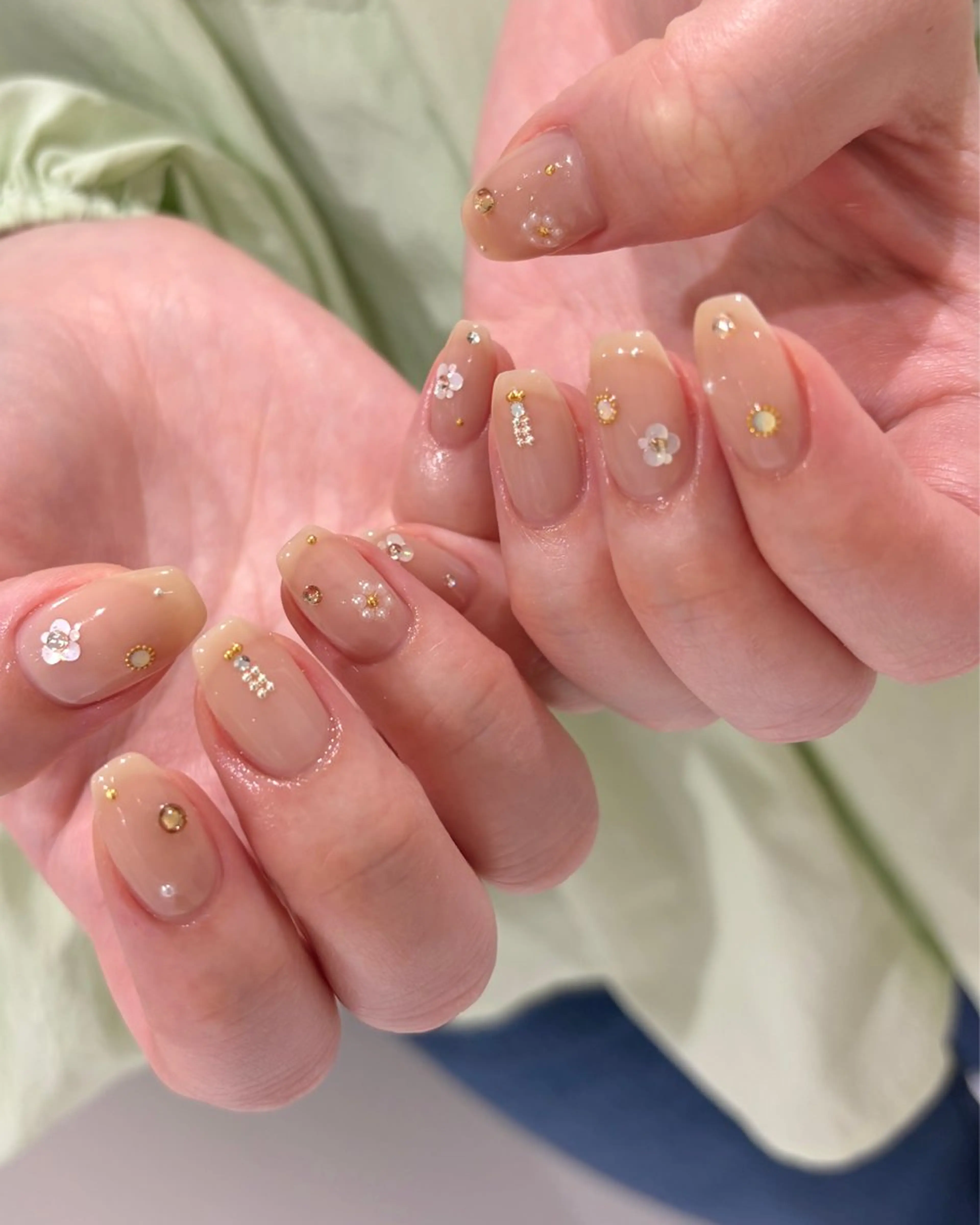 ネイル ハンドネイル 新宿ニュアンスネイル makotoのネイルデザイン
