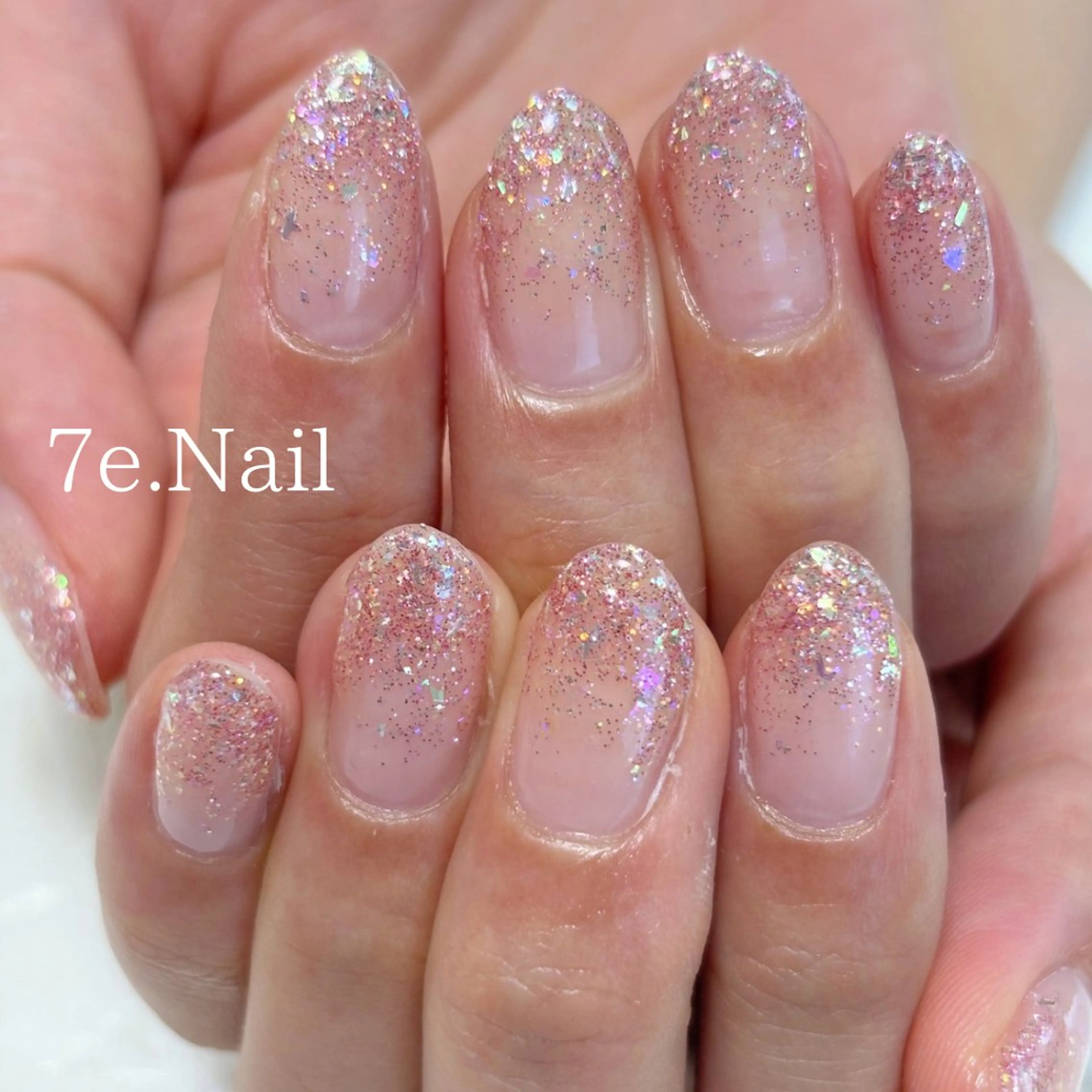 ネイル 7e. Nailのネイルデザイン
