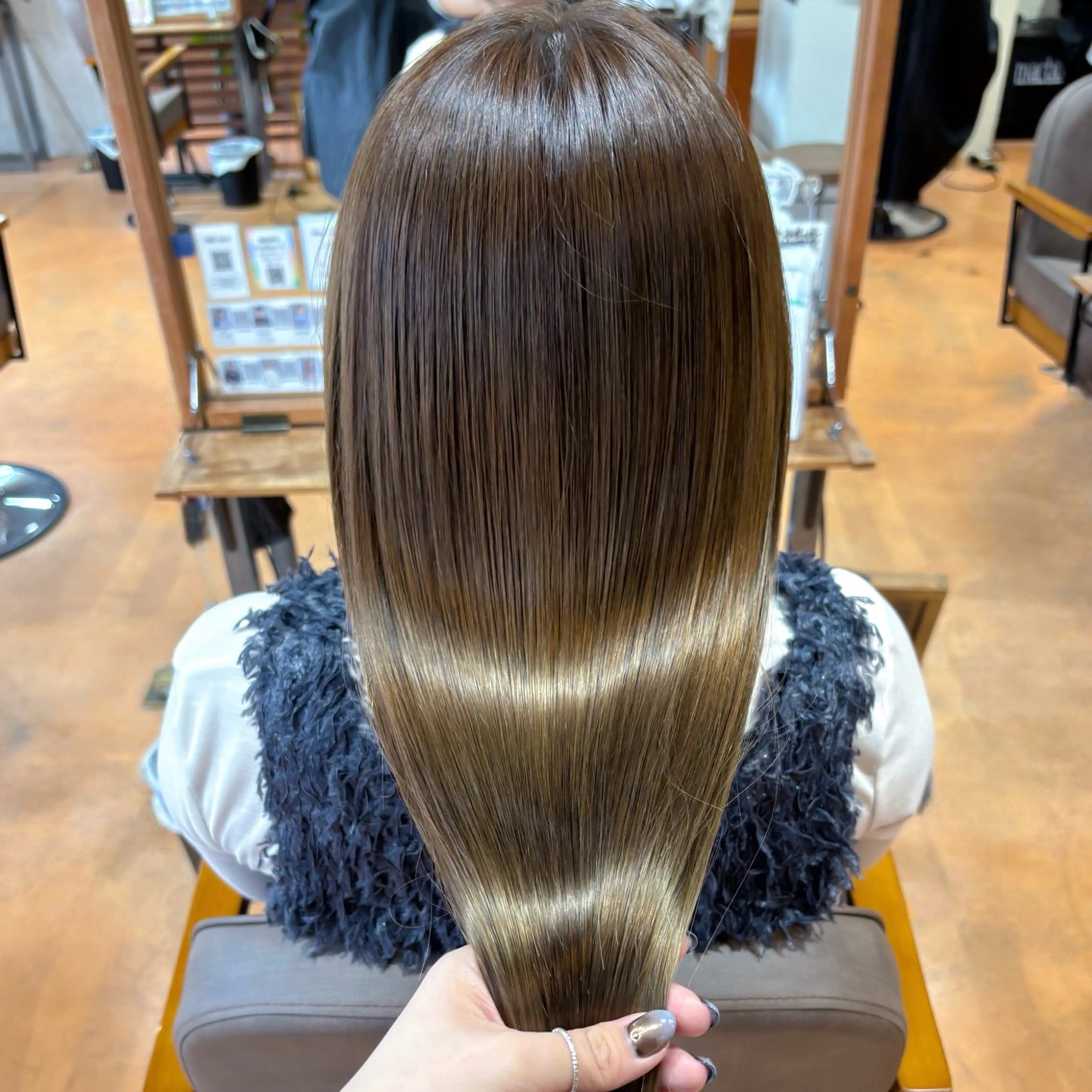 ロング カット ヘアカラー トリートメント レイヤー /艶髪美髪 /マナミのヘアスタイル