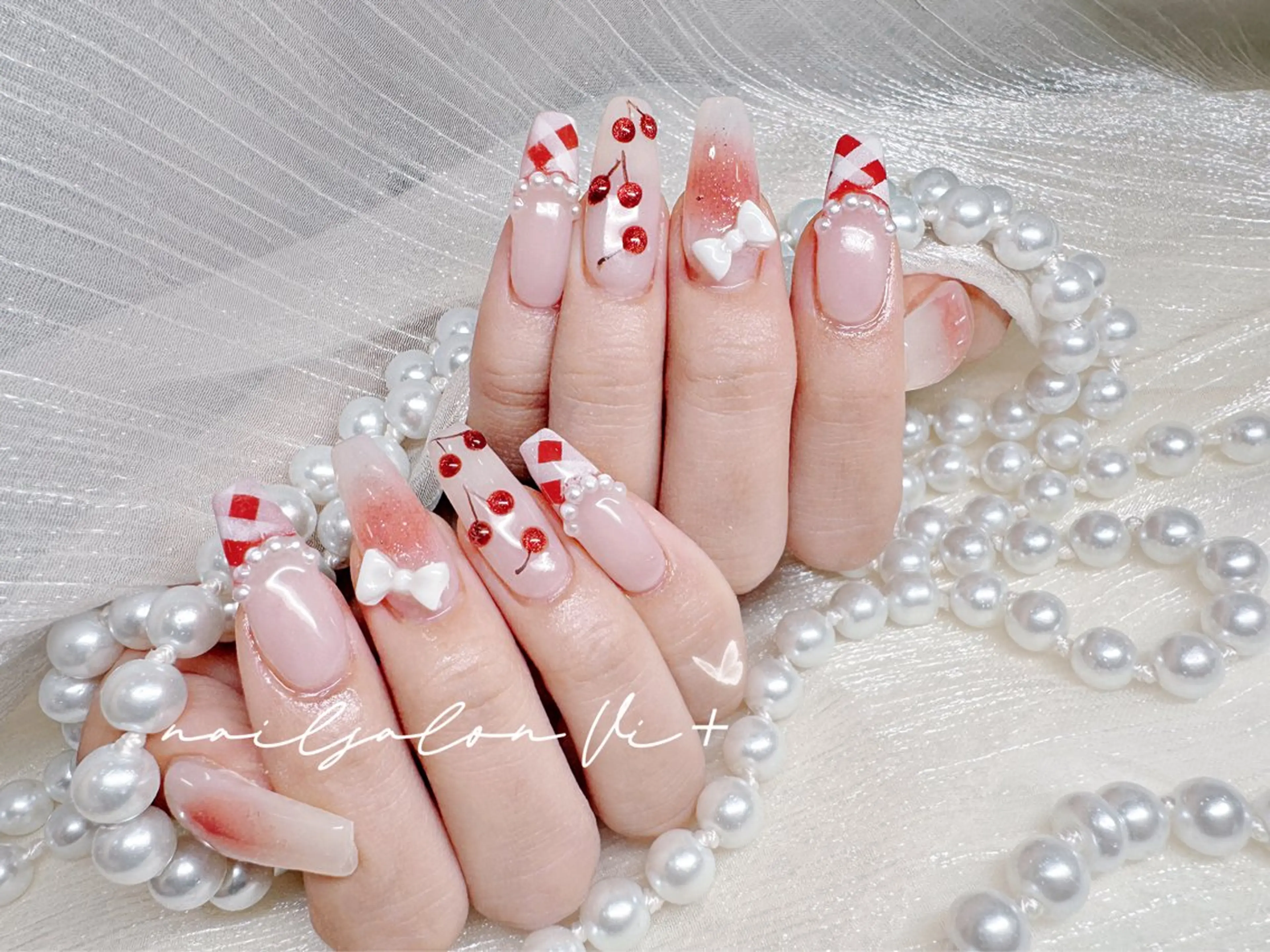 ネイル ハンドネイル ✨Nailsalon Vi+✨のネイルデザイン