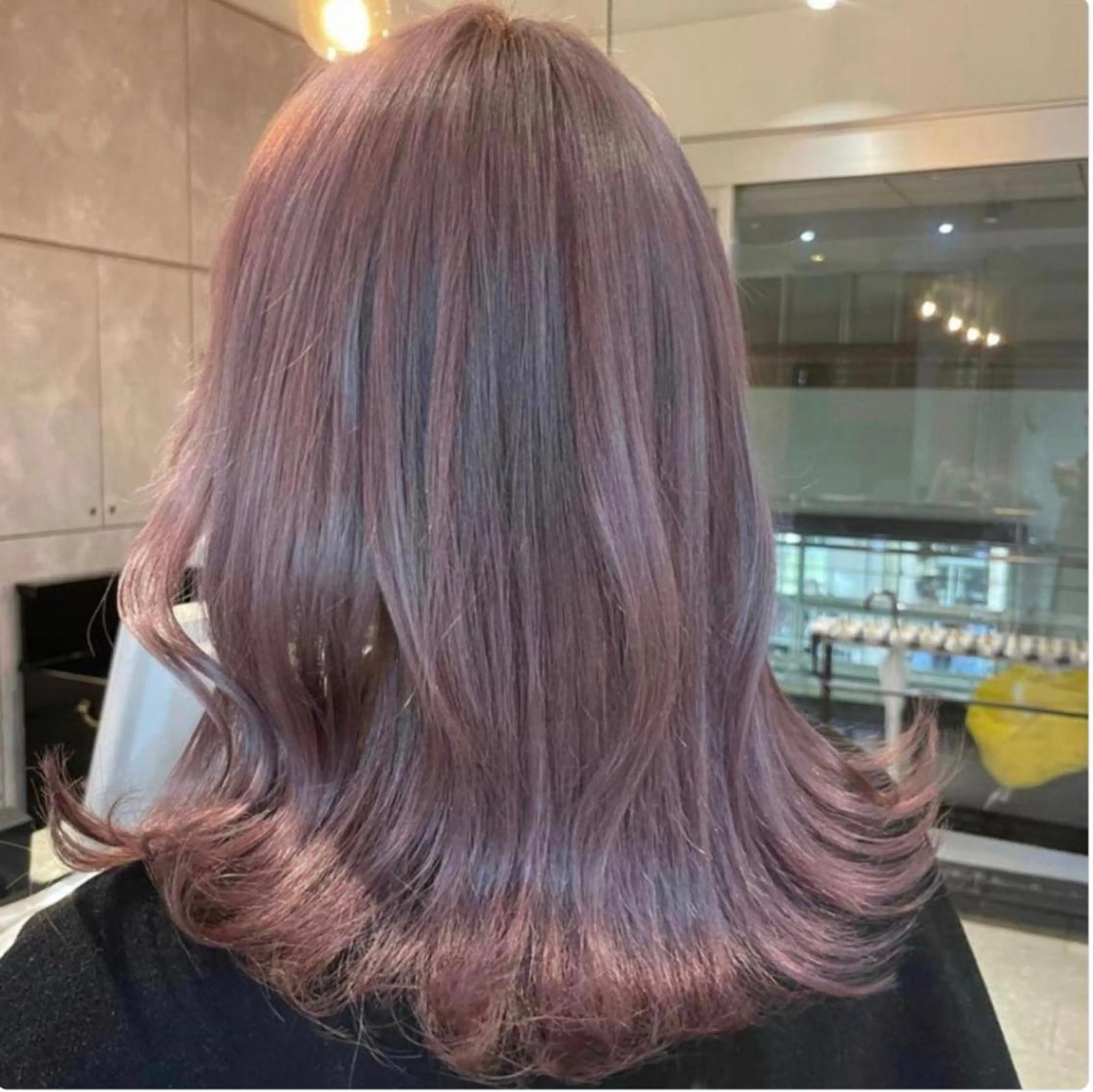 ミディアム カラー ヘアアレンジ ヘアカラー 🌹TikTok４万 ﾌｫﾛﾜｰ🌹AKIのヘアスタイル