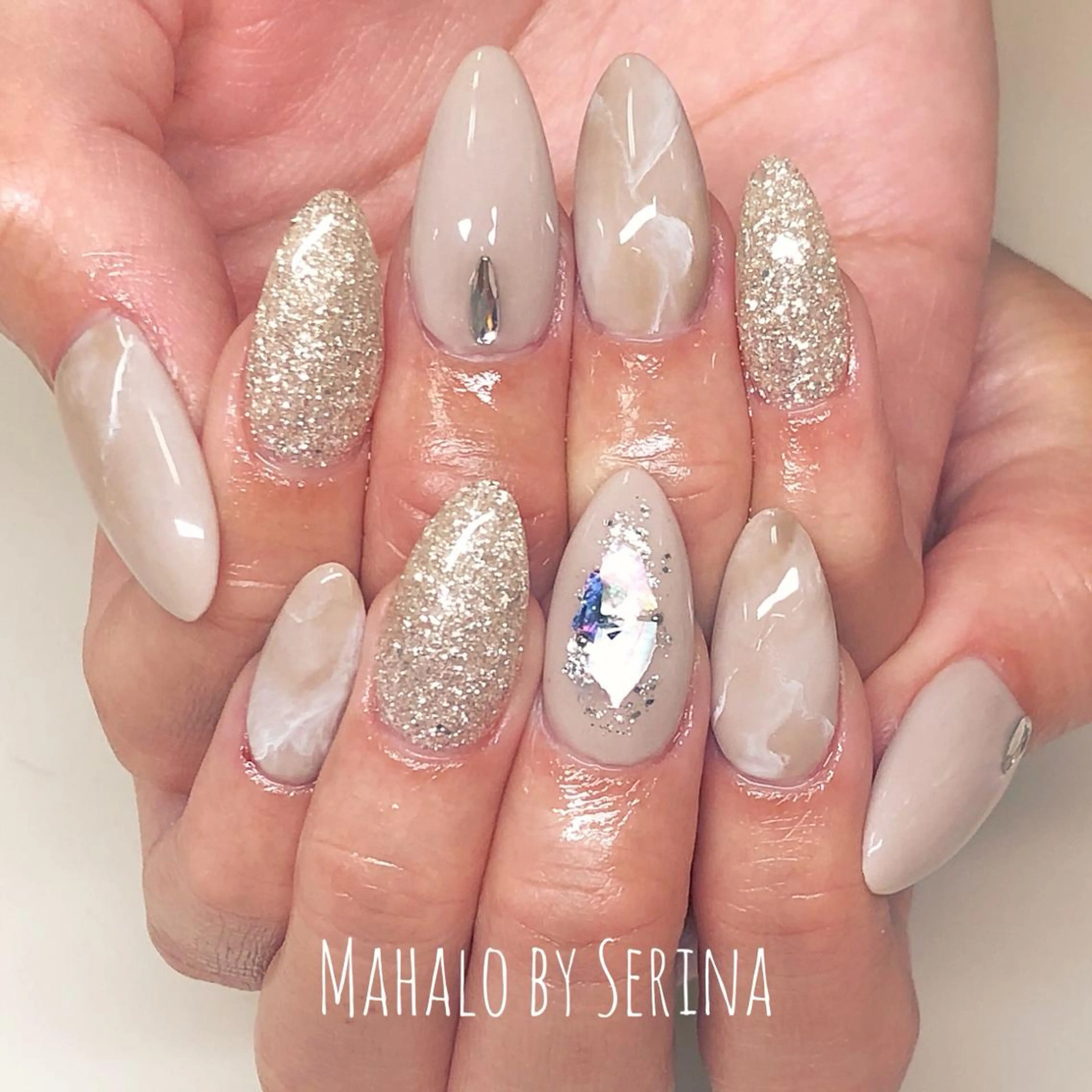 ミディアム カラー ネイル SUNNY BAE. SERINAのネイルデザイン