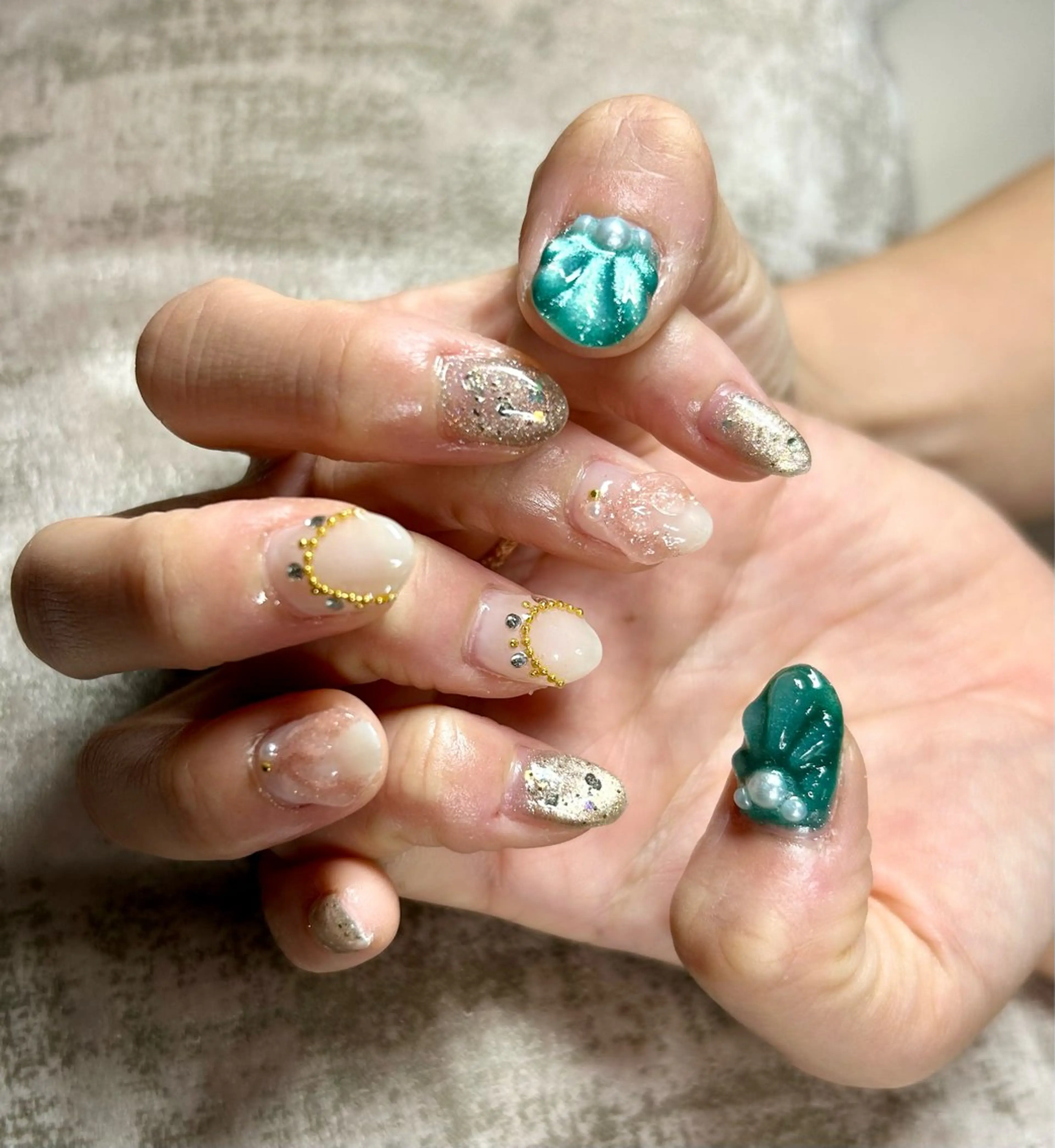 ネイル nailroom HARU.のネイルデザイン