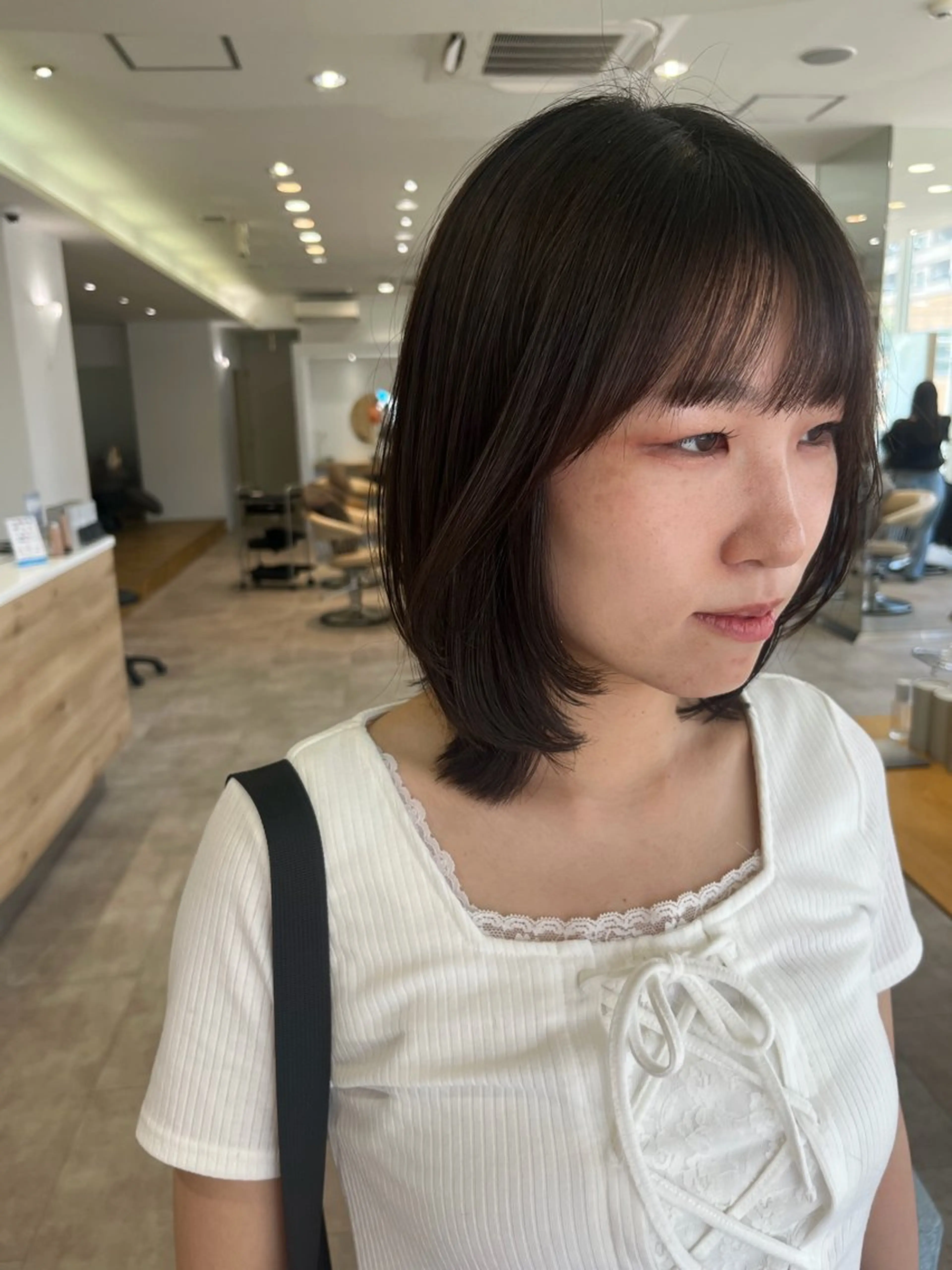 ショート カラー ブラウンカラー 透明感カラー レイヤーカット カット ヘアカラー トリートメント cana 札幌レイヤースタイルのヘアスタイル