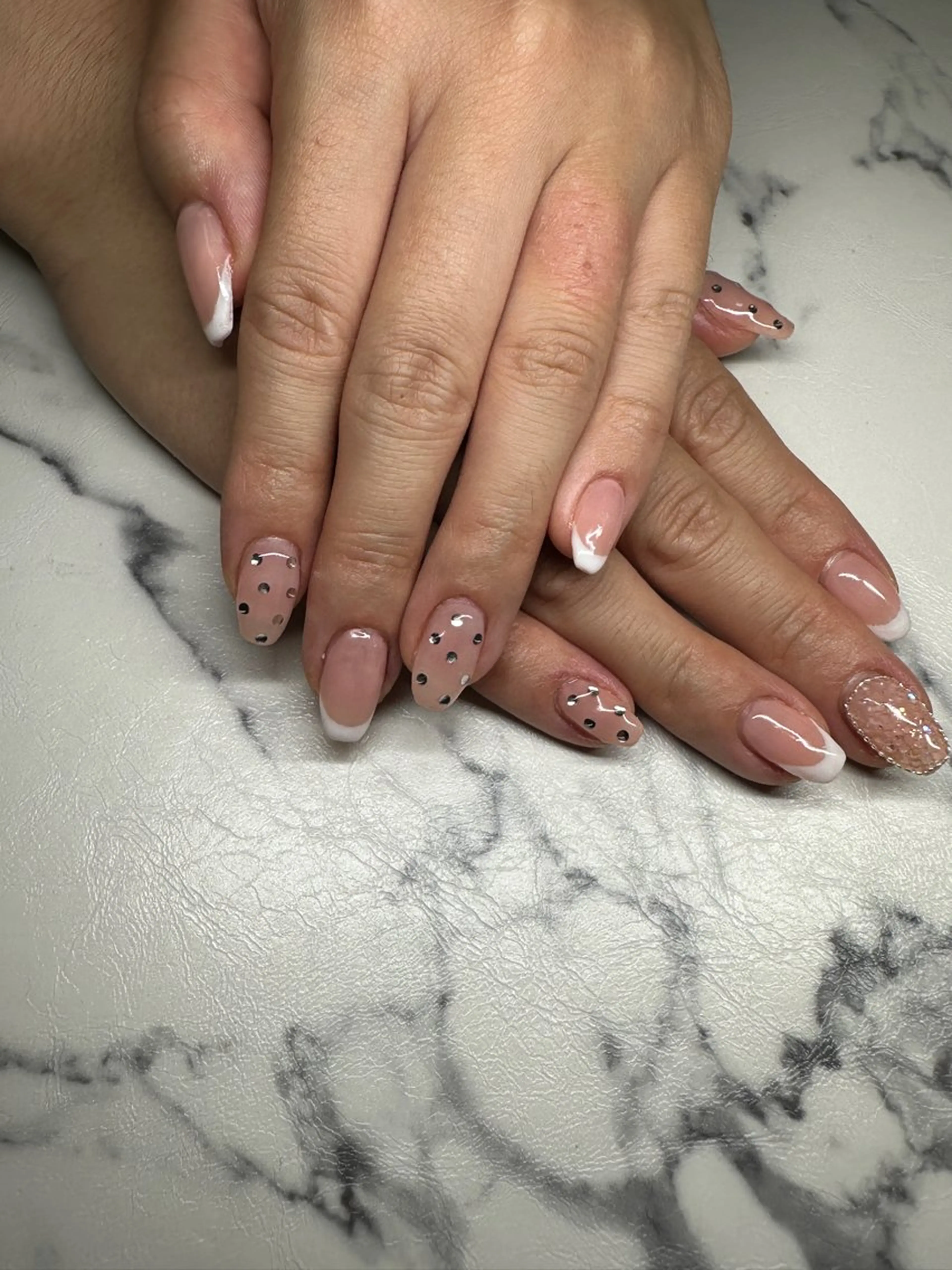 ネイル 宮下 はずきの眉毛・アイブロウイメージ