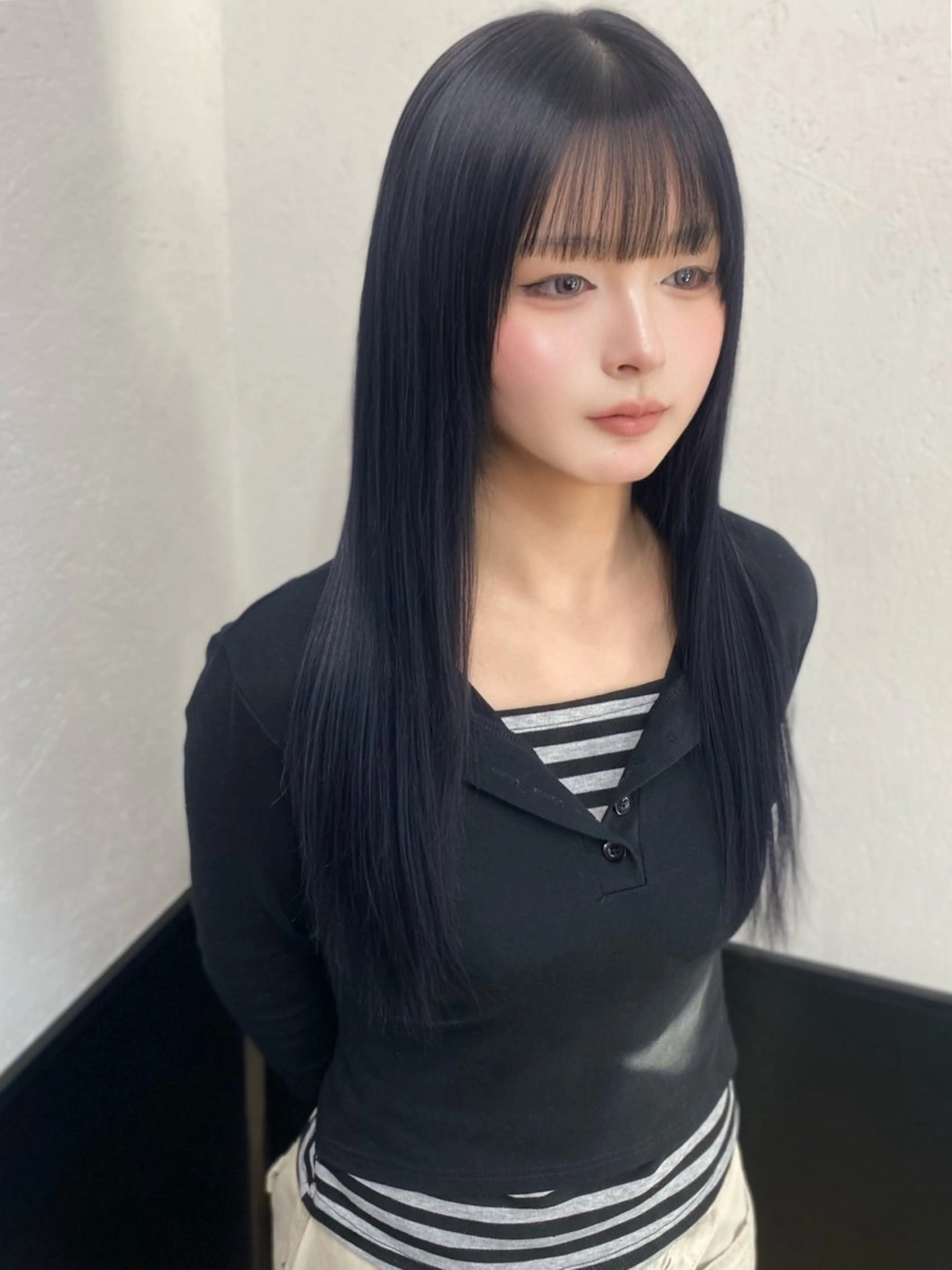ロング カラー 黒髪 ブルーカラー ブルーブラック 渋谷🖤 艶髪🖤透明感カラーのヘアスタイル