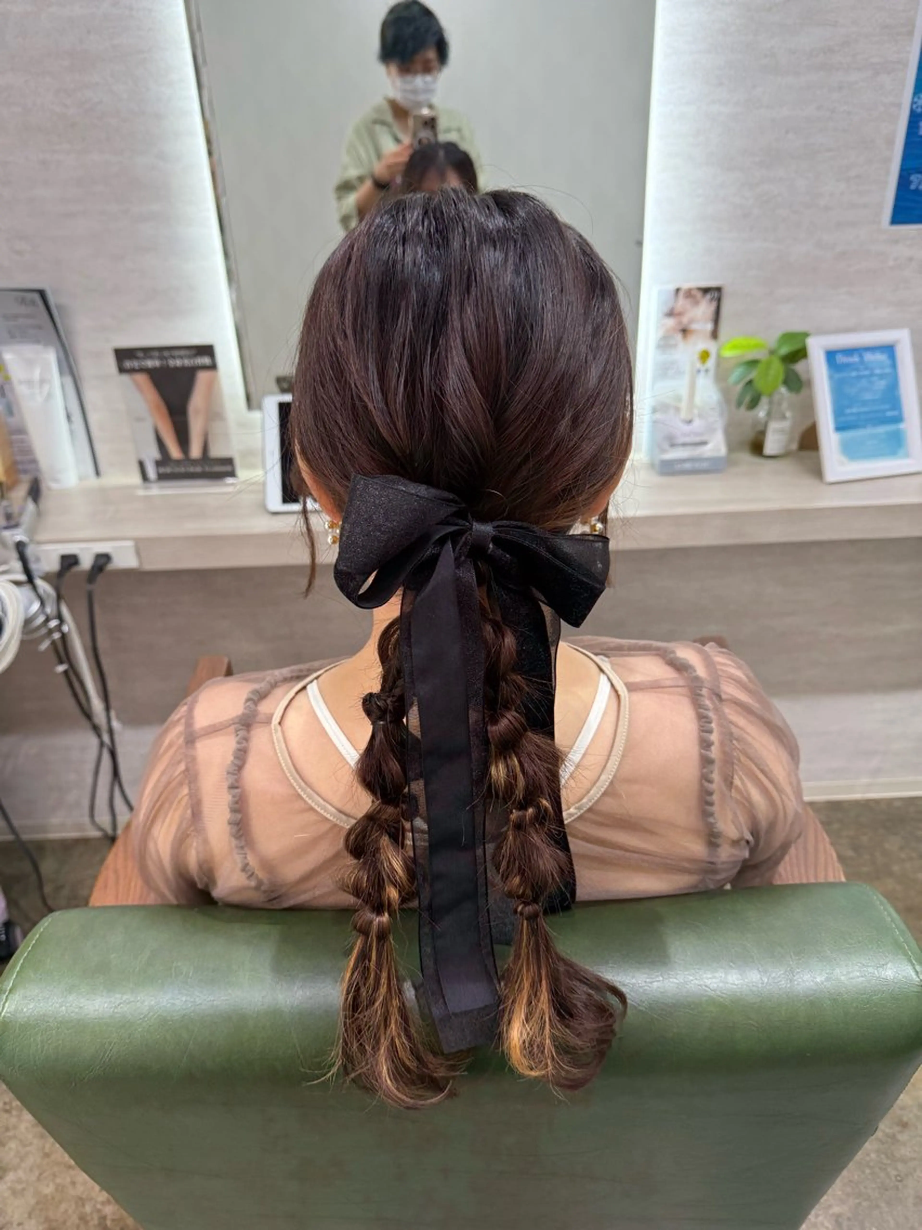 セミロング ヘアアレンジ 結婚式・ブライダル セミロングパーマ ボブ ハイライト 髪質改善 ヘアセット 縮毛矯正/ /関内/あべももこのヘアスタイル
